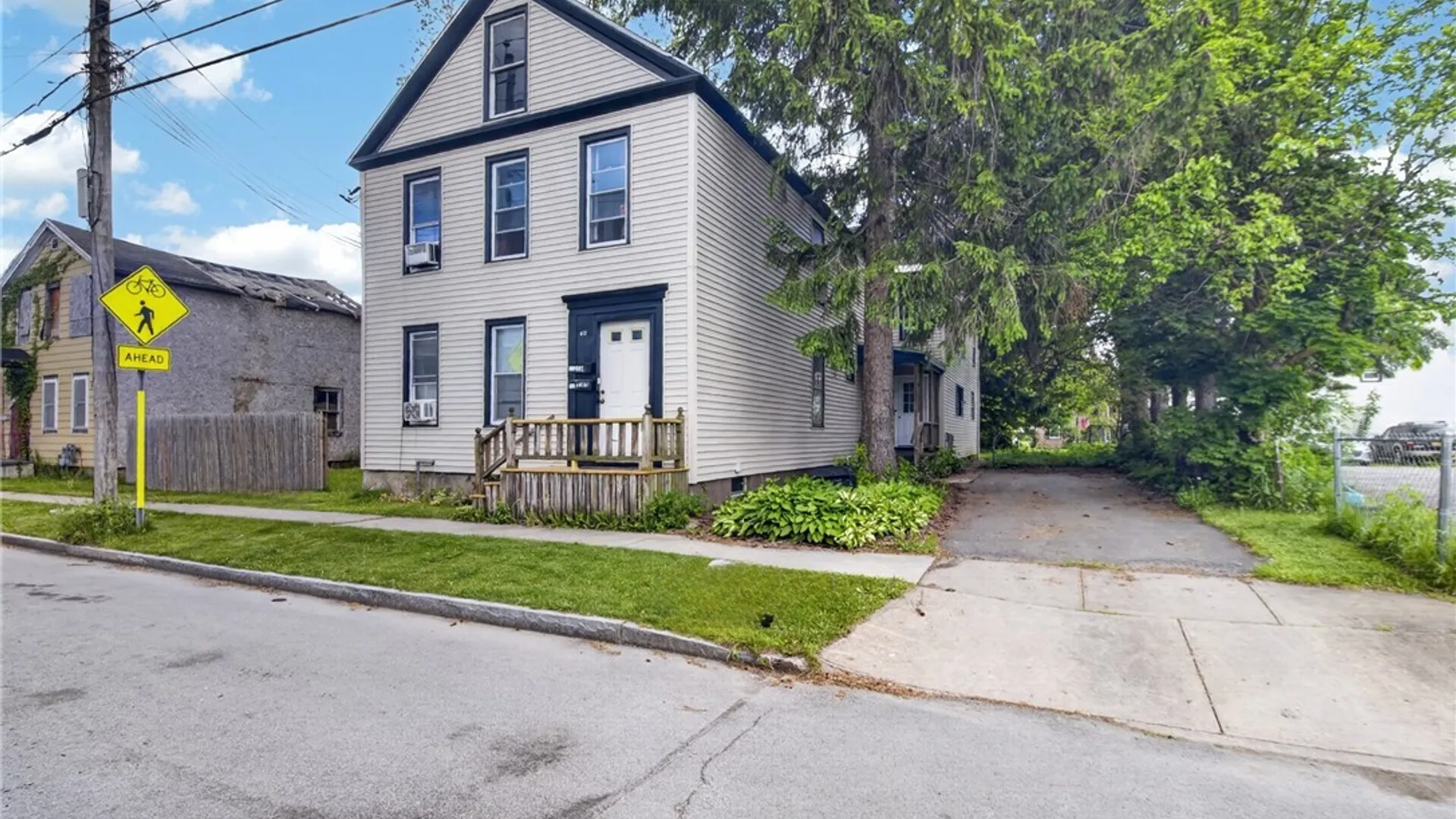 Property at 613 Spring Street, Utica, NY 13502 3