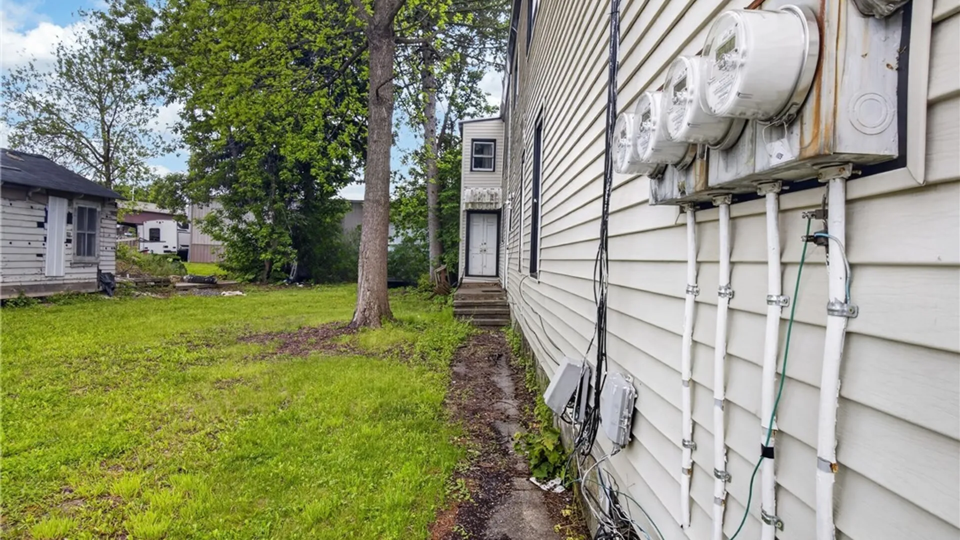 Property at 613 Spring Street, Utica, NY 13502 8