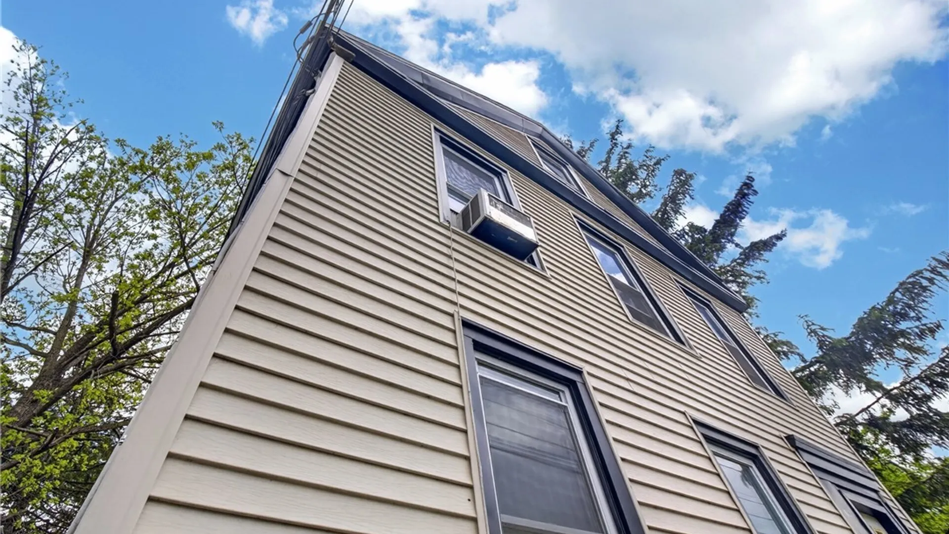Property at 613 Spring Street, Utica, NY 13502 9