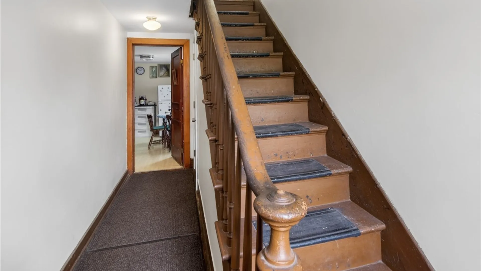 Property at 811 Huntington Street, Utica, NY 13502 11