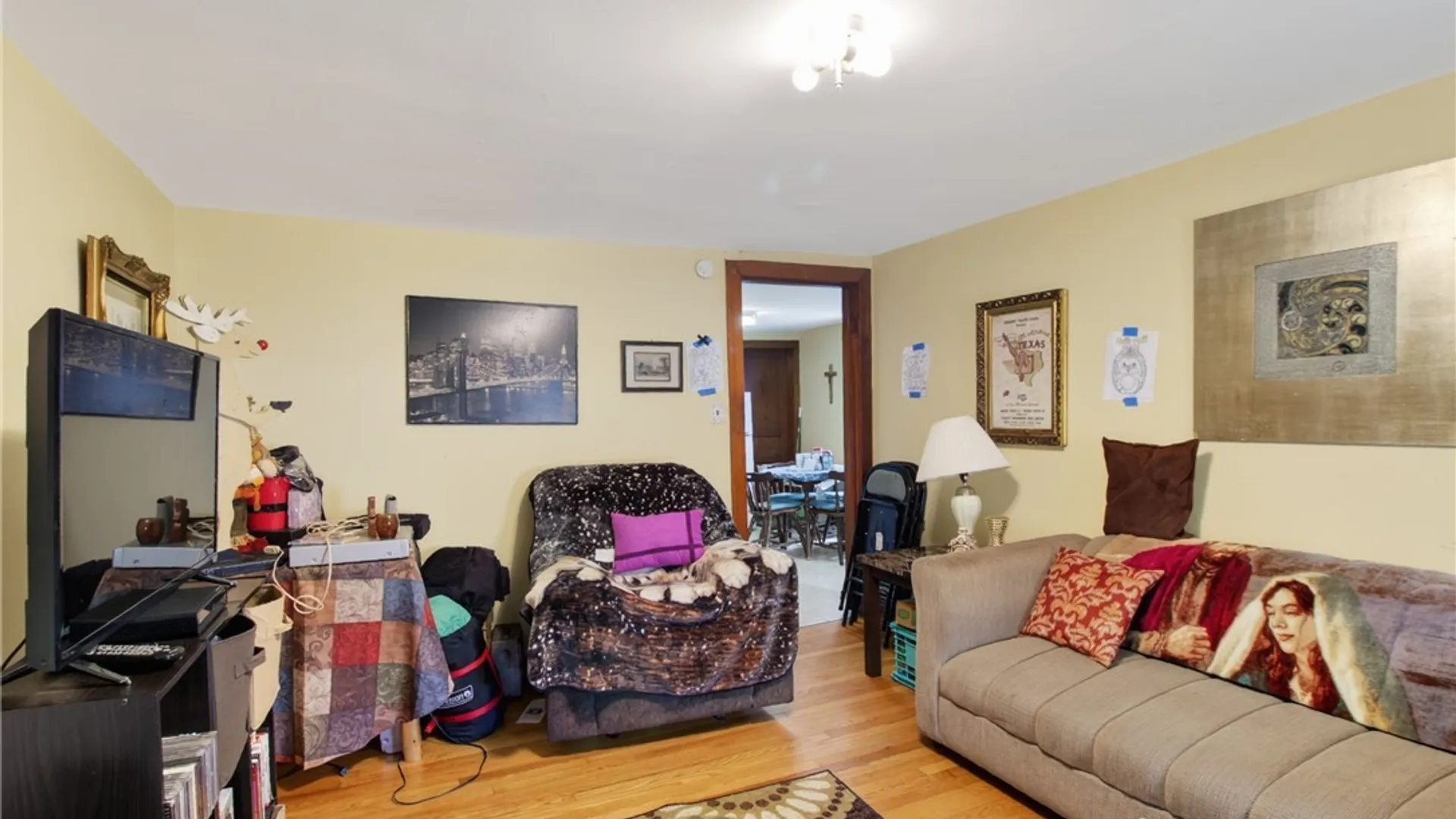 Property at 811 Huntington Street, Utica, NY 13502 9