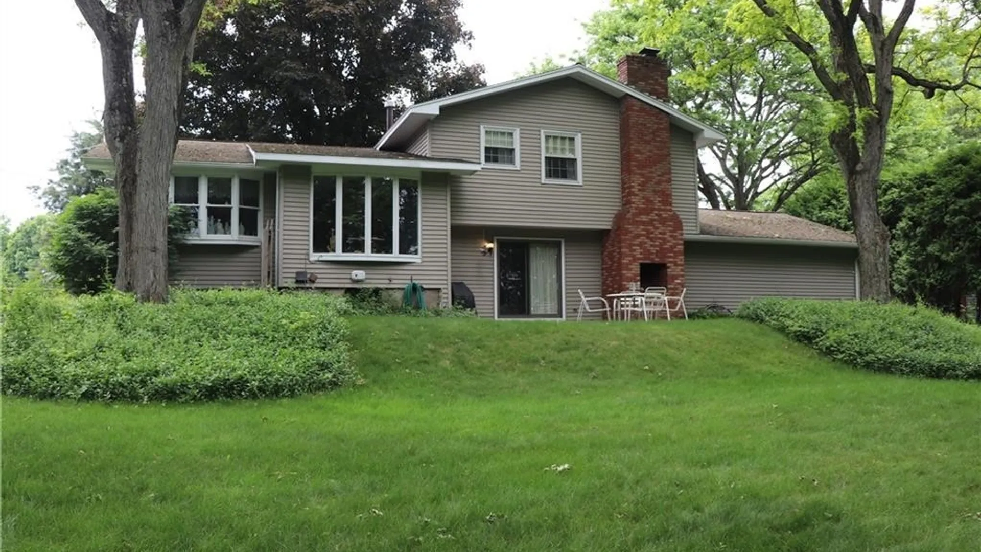 Property at 4564 Stoneledge Lane, Manlius, NY 13104 3