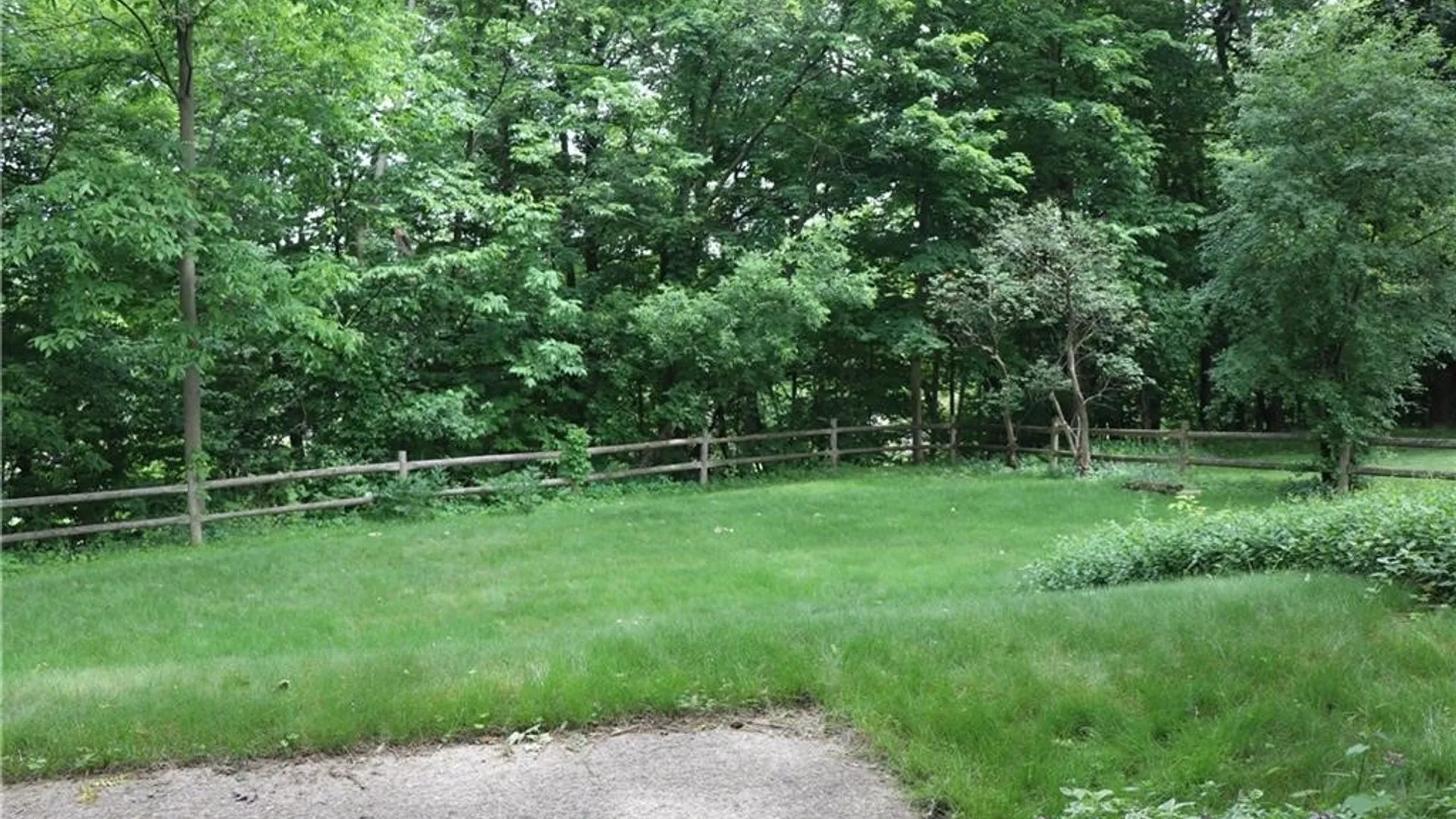 Property at 4564 Stoneledge Lane, Manlius, NY 13104 4
