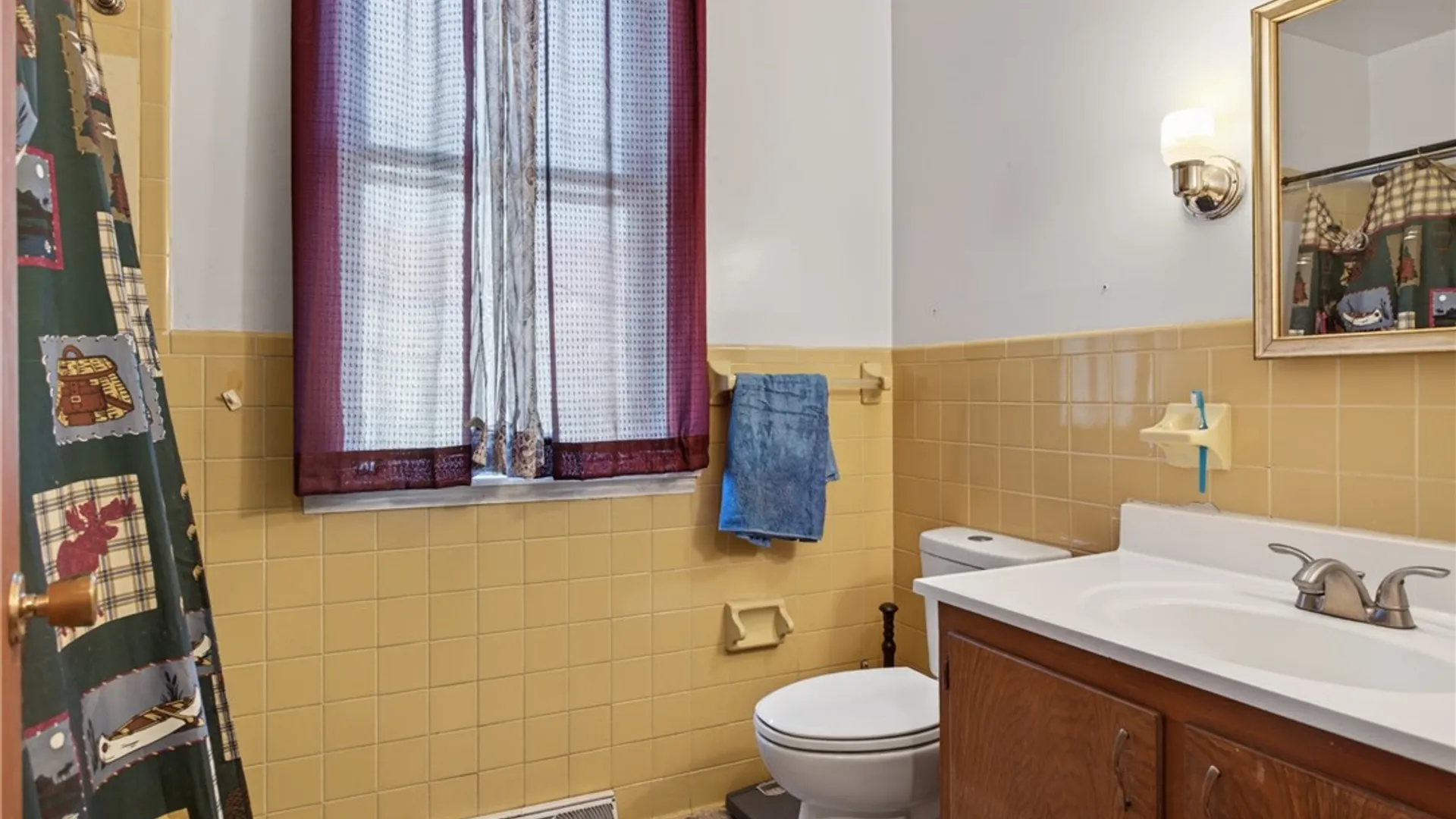 Property at 25 Academy Street, New Berlin, NY 13411 7