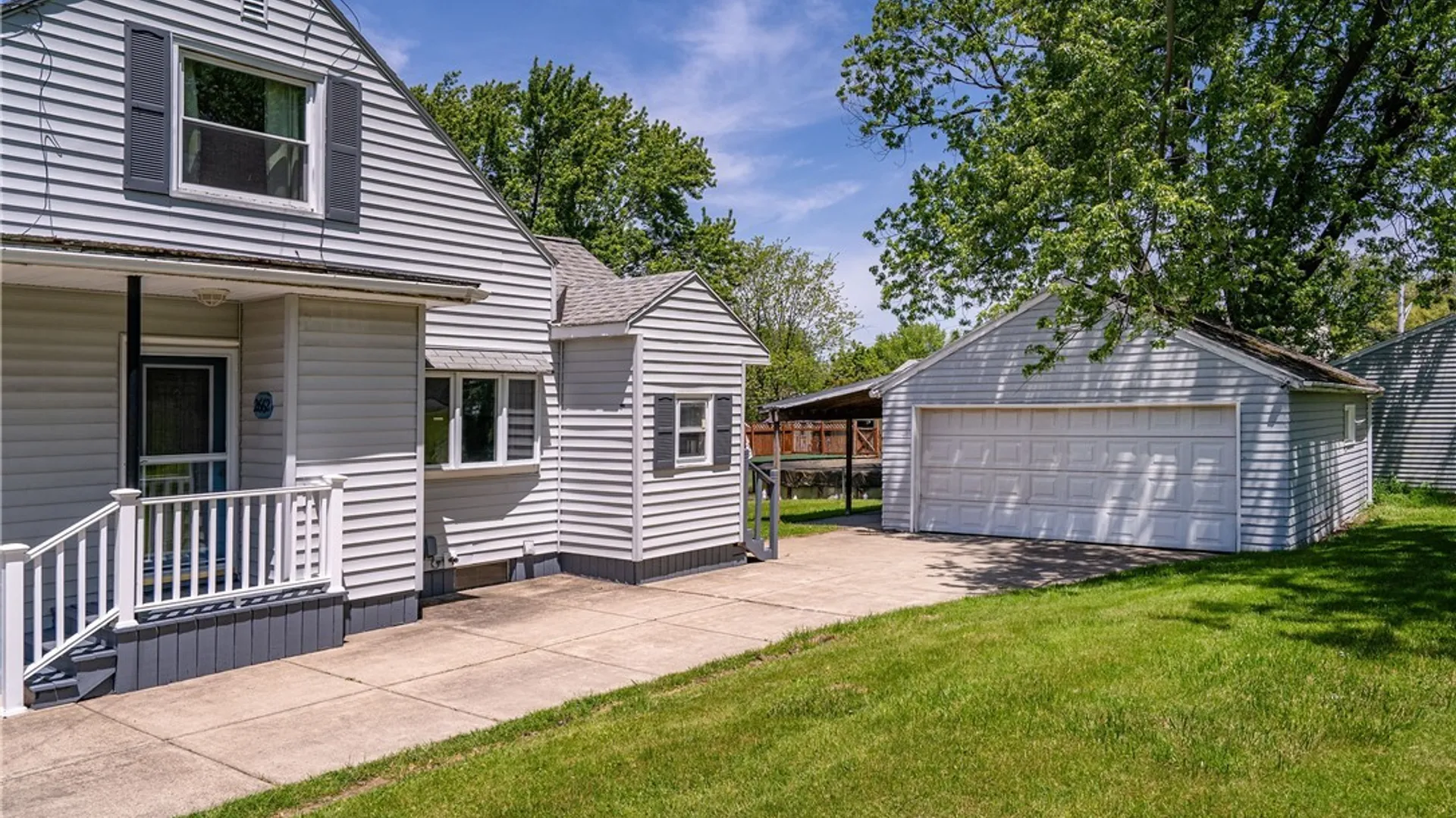 Property at 2662 Greenfield Avenue, Hamburg, NY 14075 25