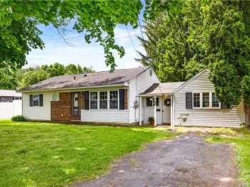 Property at 5 Walnut Drive, Whitestown, NY 13492