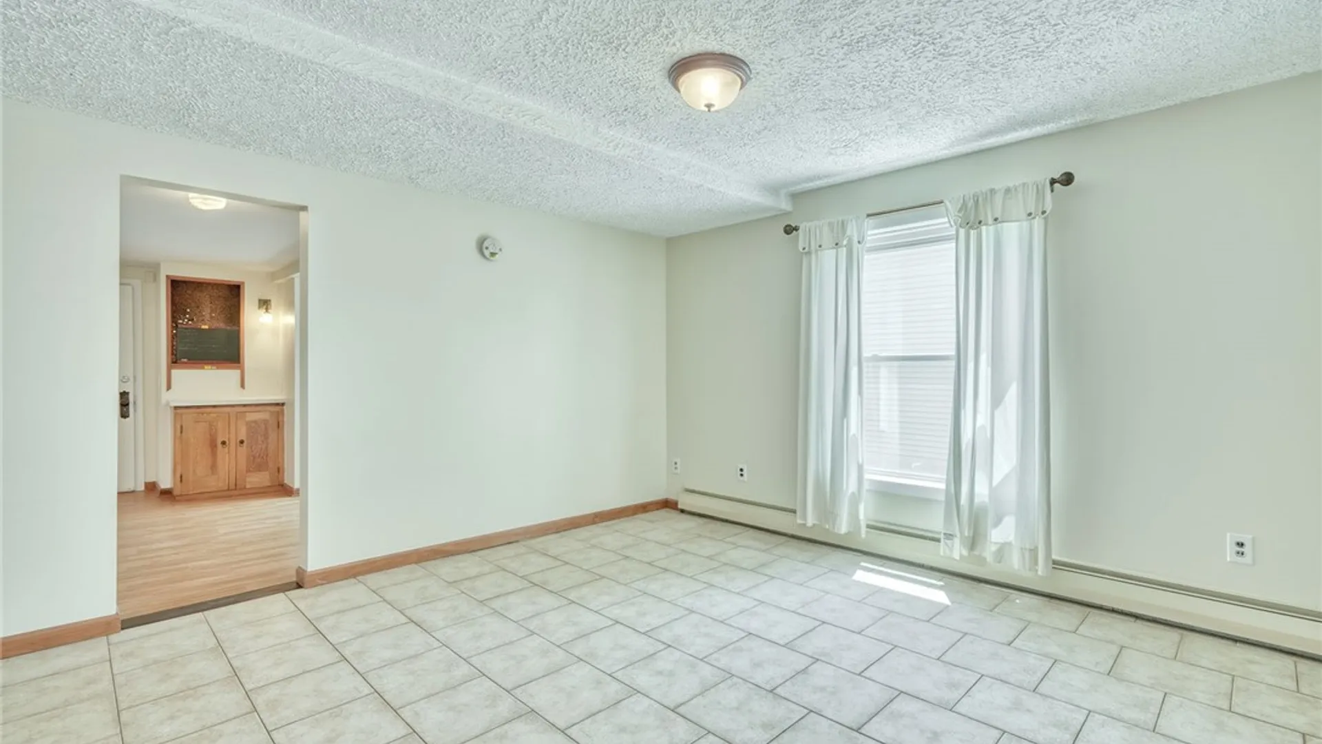Property at 27 Martin Street, Webster, NY 14580 14