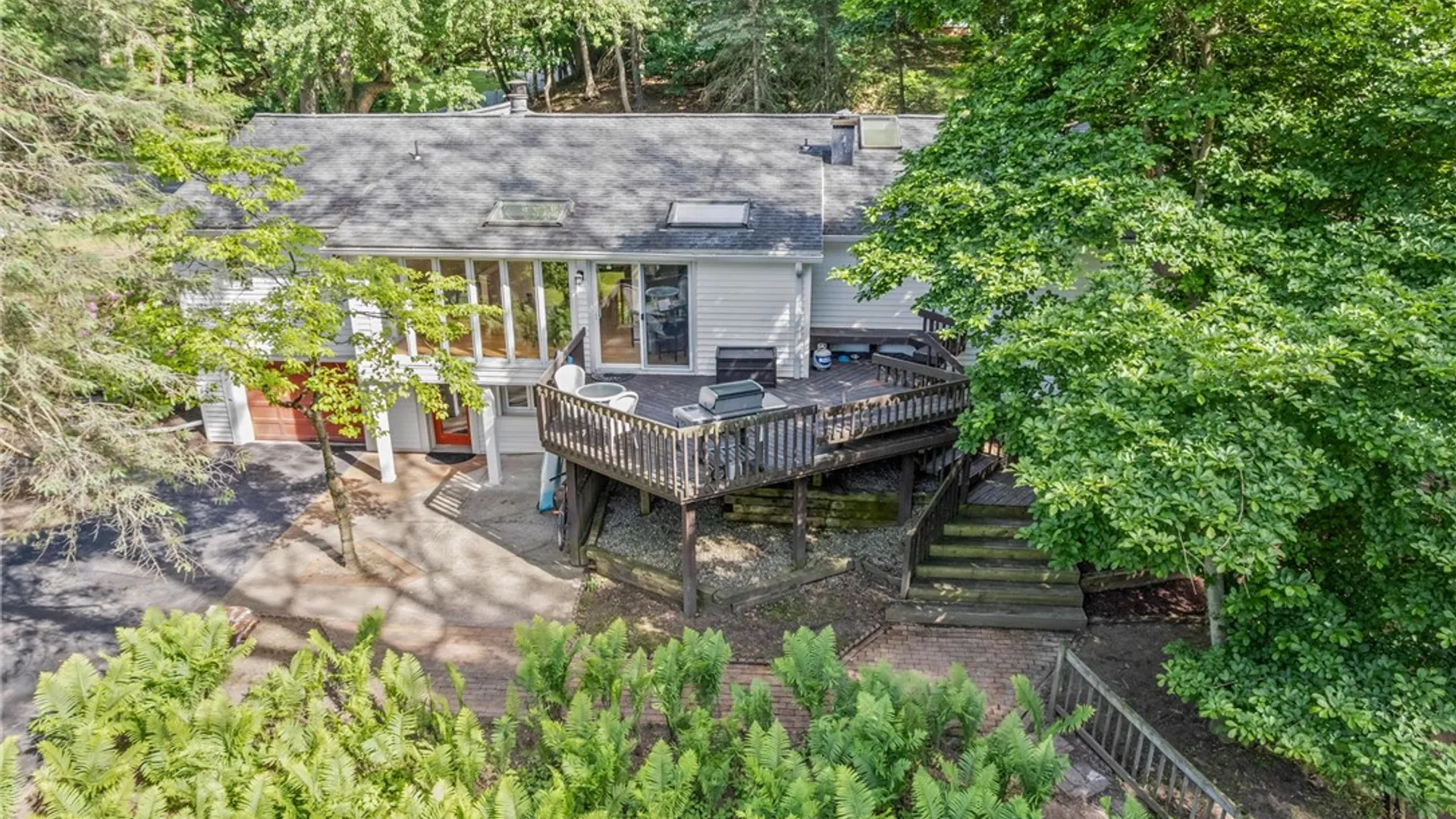 Property at 2 Red Fox Run, Perinton, NY 14534 45