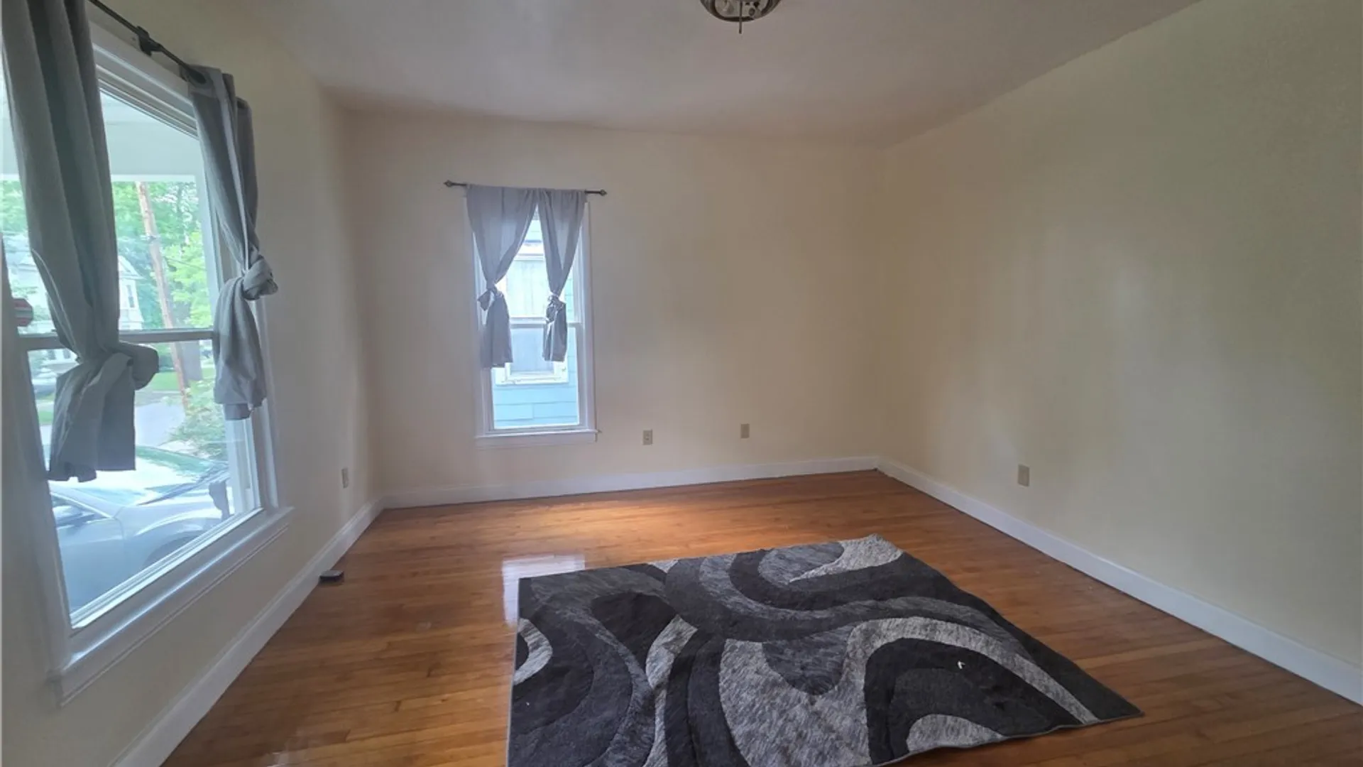 Property at 517 Garfield Avenue, Syracuse, NY 13205 3
