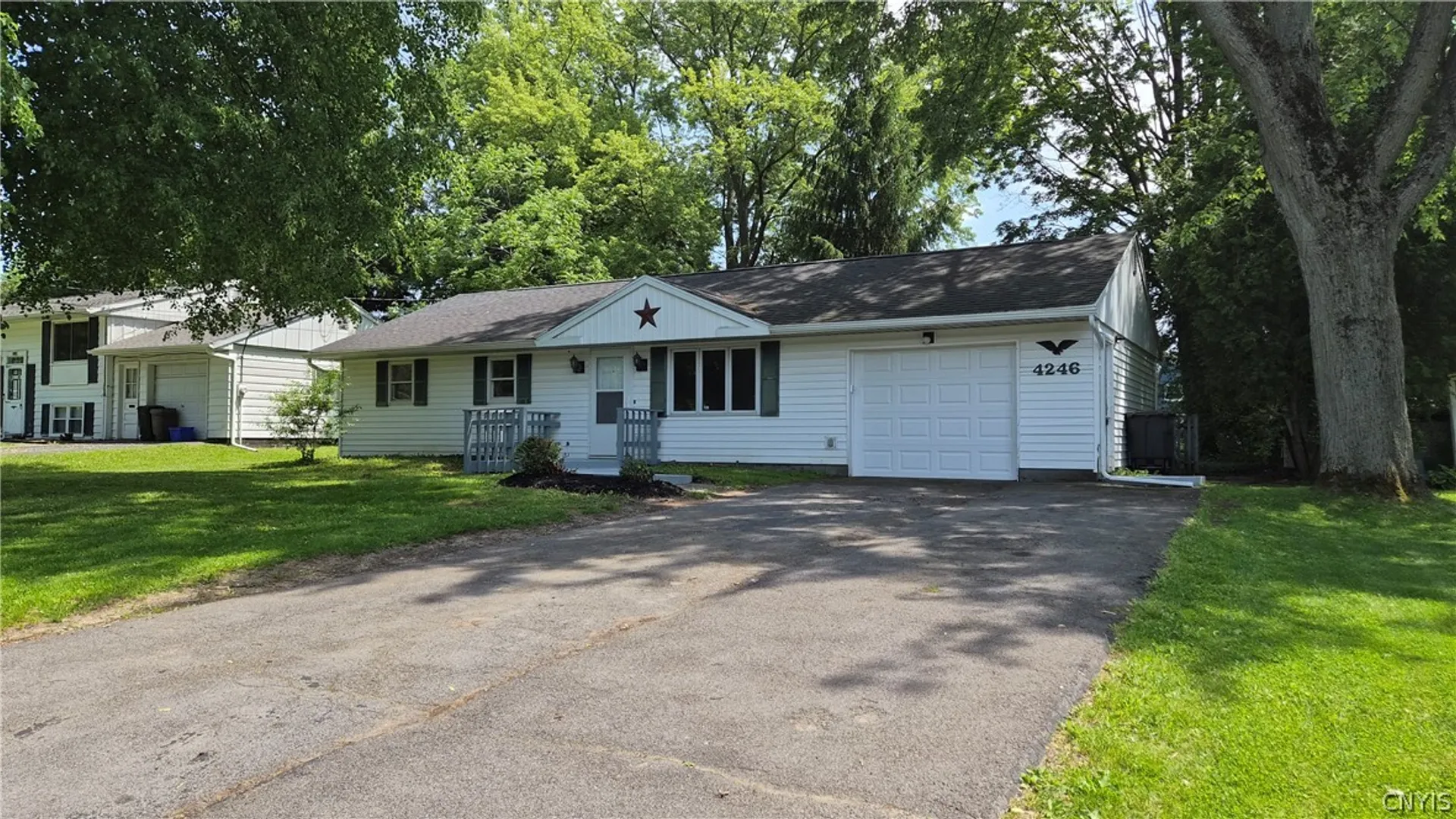 Property at 4246 Aurora, Clay, NY 13090 2