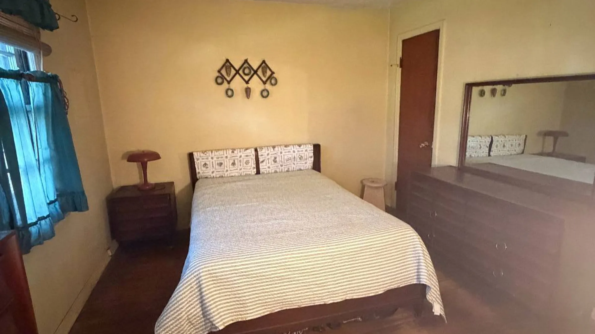 Property at 1062 6th St, Schenectady, NY 12303 10