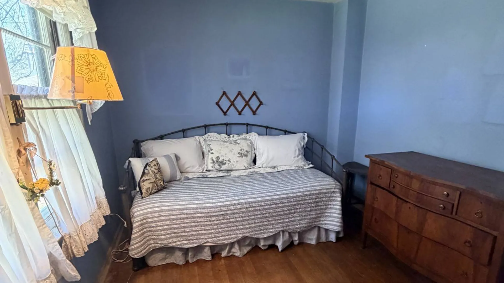 Property at 1062 6th St, Schenectady, NY 12303 13