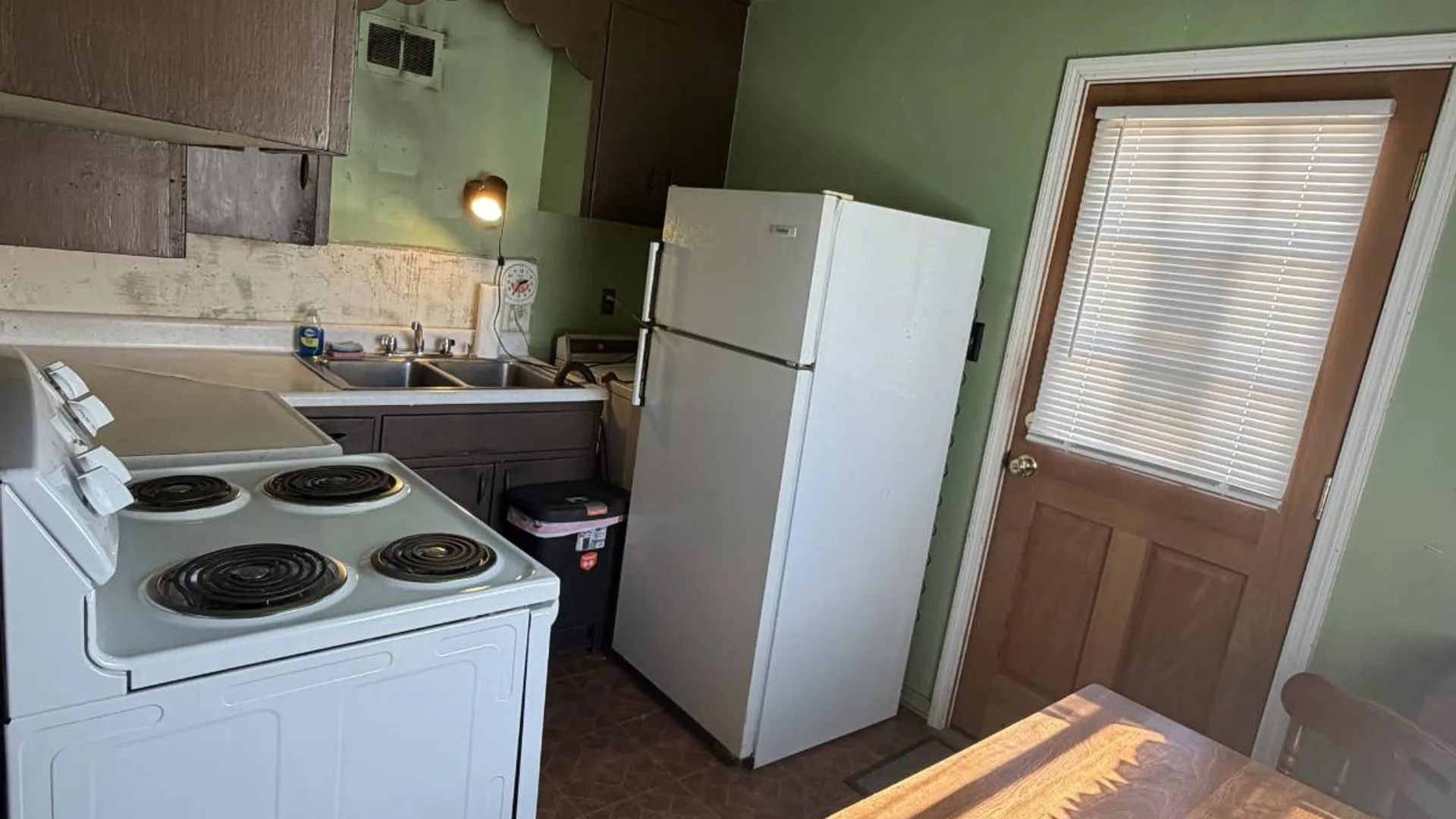 Property at 1062 6th St, Schenectady, NY 12303 5