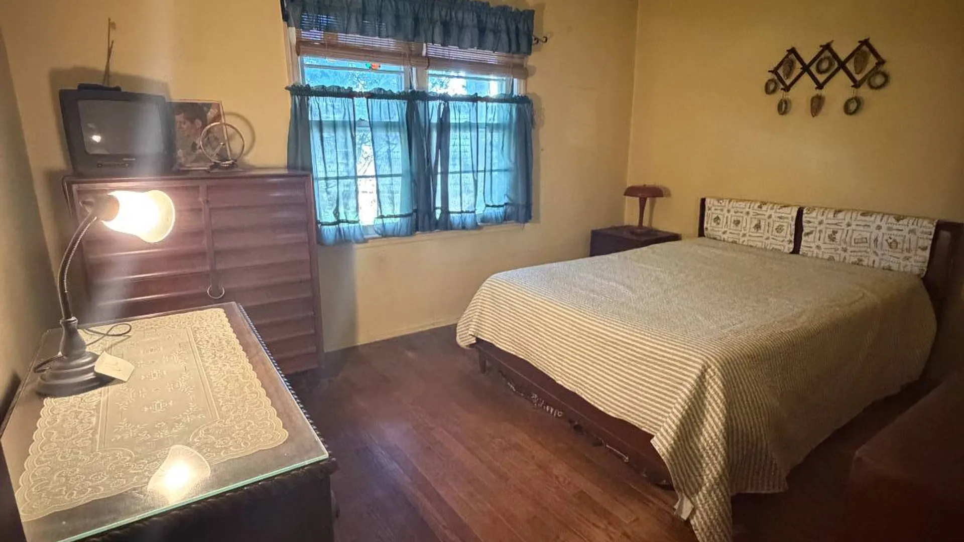 Property at 1062 6th St, Schenectady, NY 12303 9