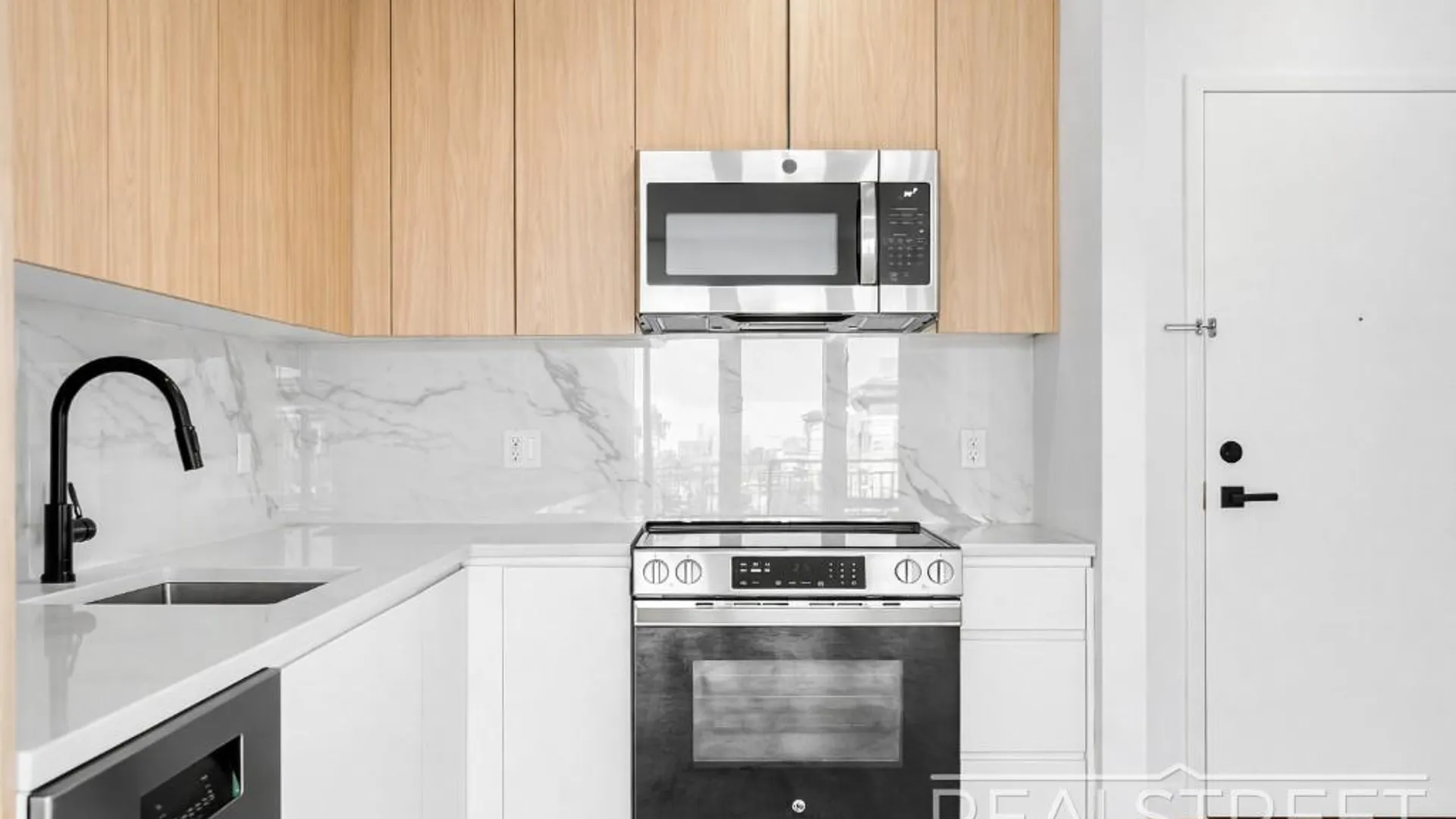 Property at 105 Rogers Avenue, BROOKLYN, NY 11216 5