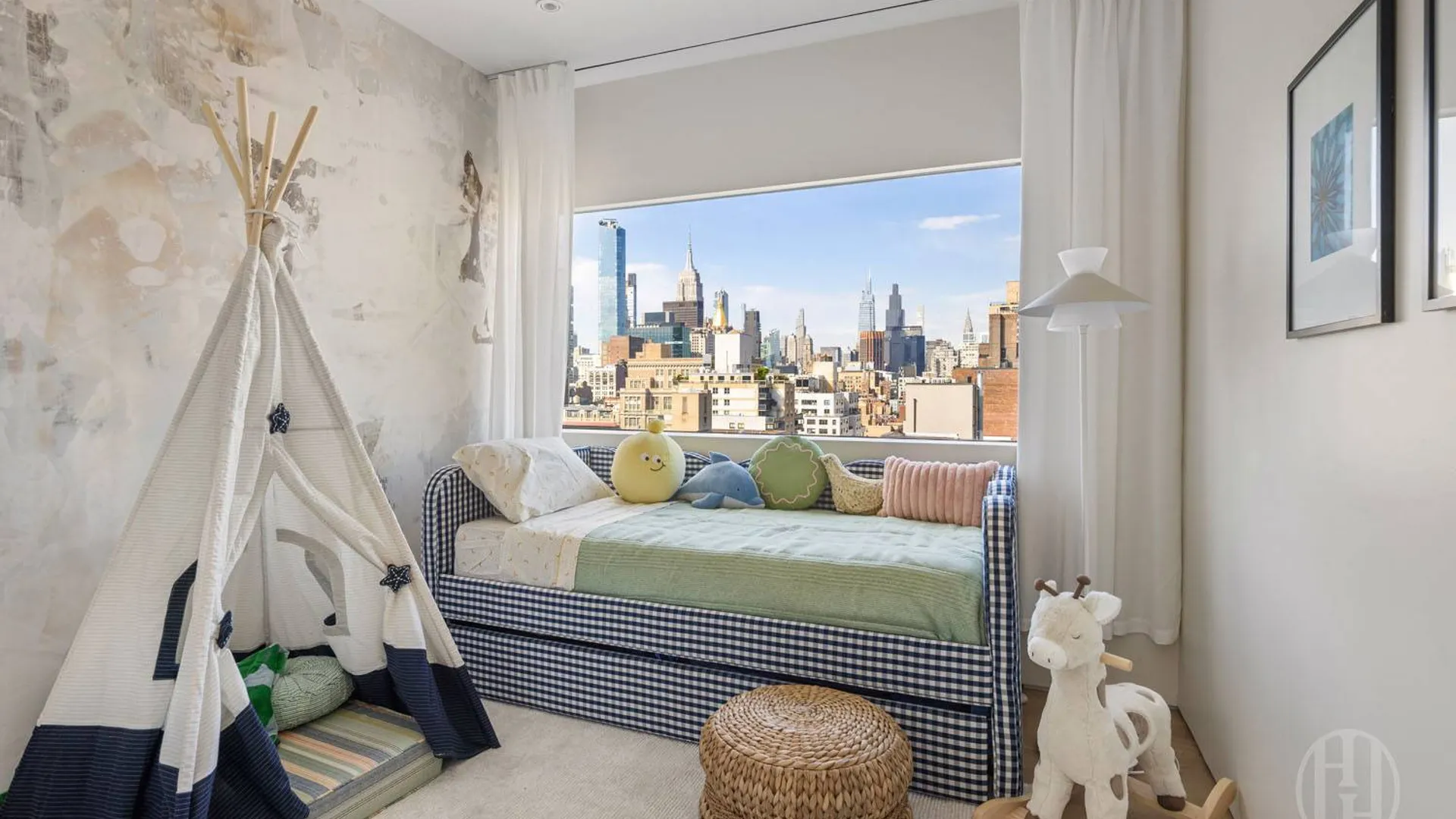 Property at 123 Third Avenue, New York, NY 10003 6