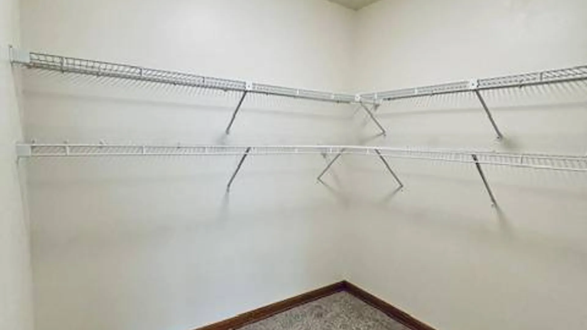 Property at 510 Cambridge Manor Drive, Scotia, NY 12302 14