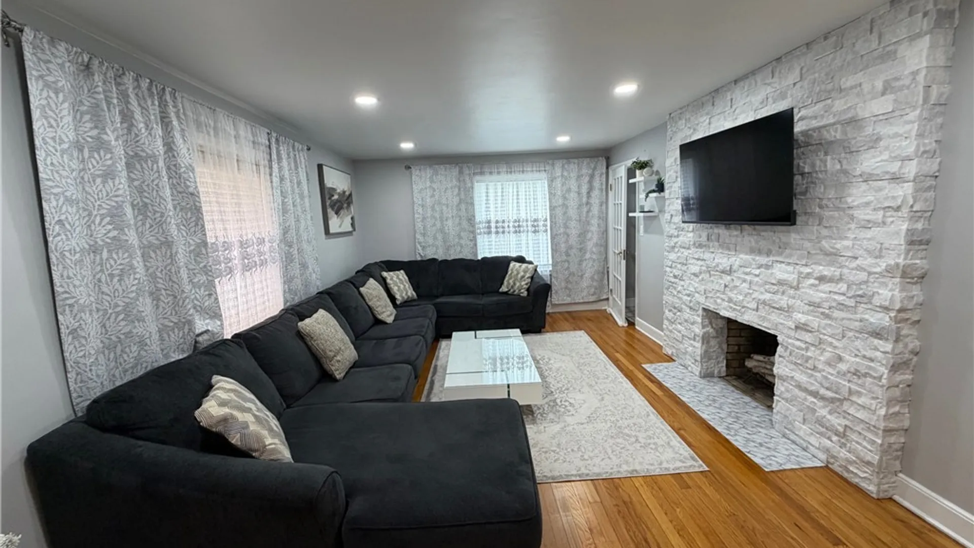 Property at 902 James Street, Utica, NY 13501 10