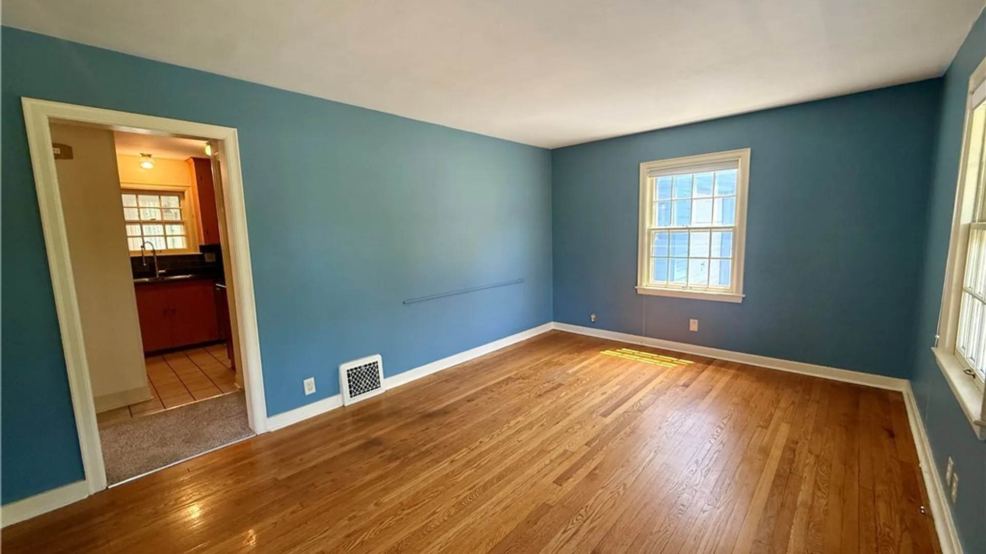 Property at 923 Cumberland Avenue, Syracuse, NY 13210 15