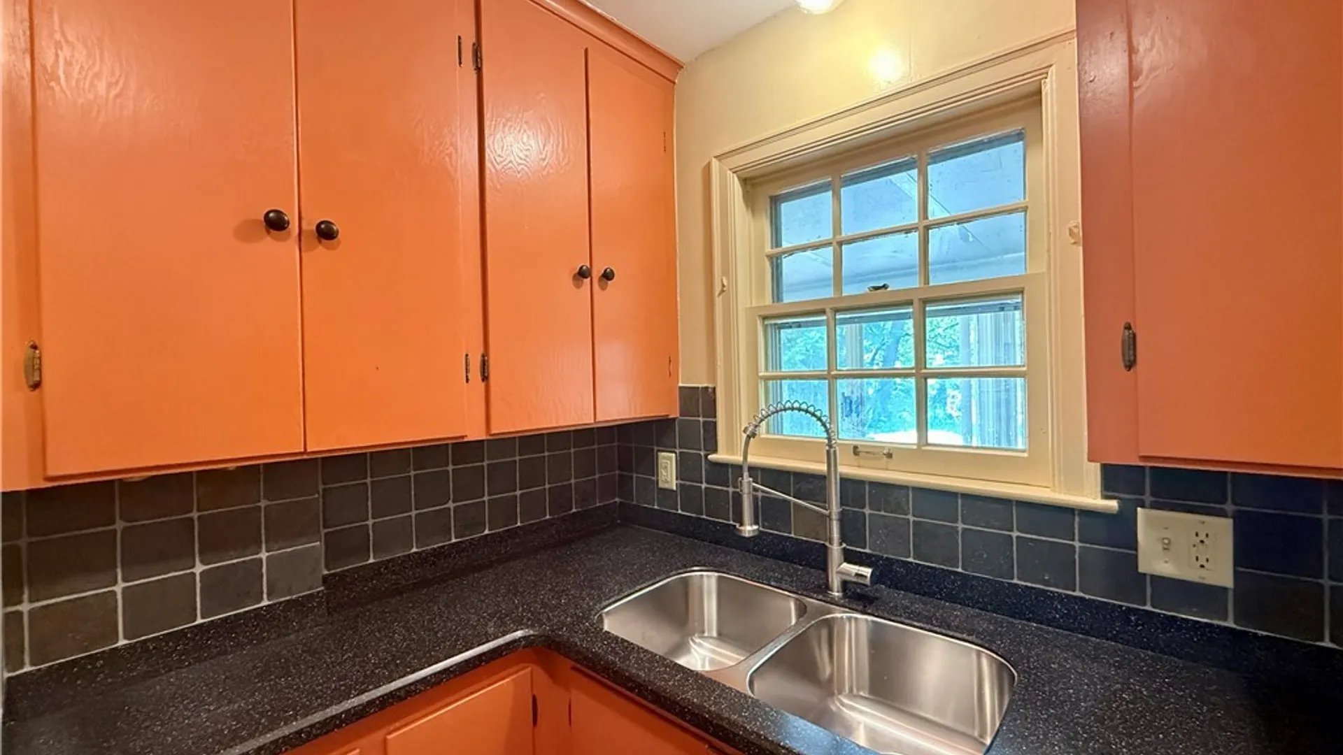 Property at 923 Cumberland Avenue, Syracuse, NY 13210 26