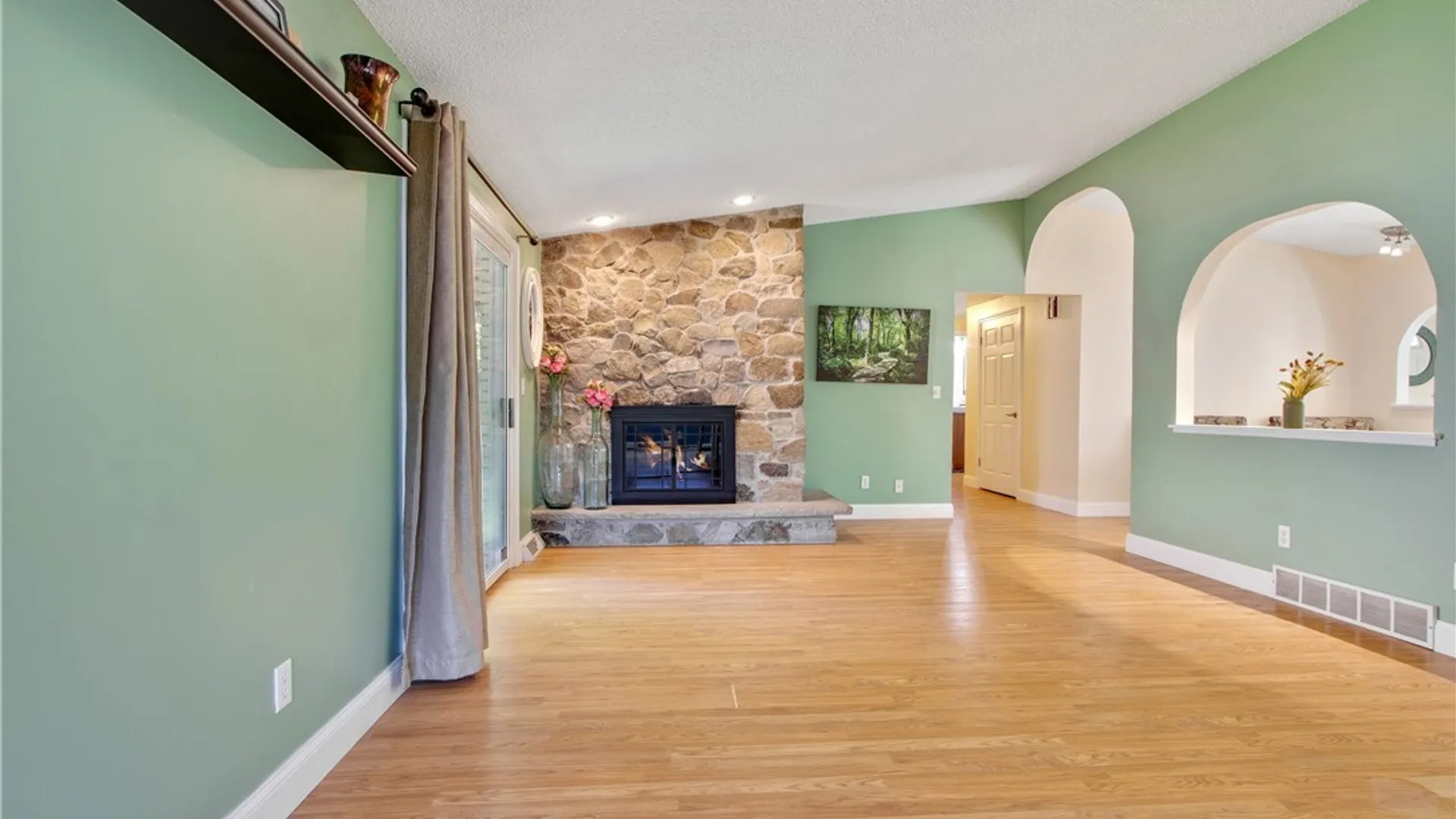 Property at 206 Countryside Lane, Amherst, NY 14221 19