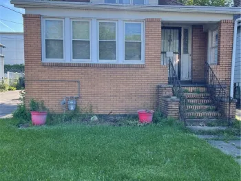 Property at 46 Amsterdam Avenue, Buffalo, NY 14215