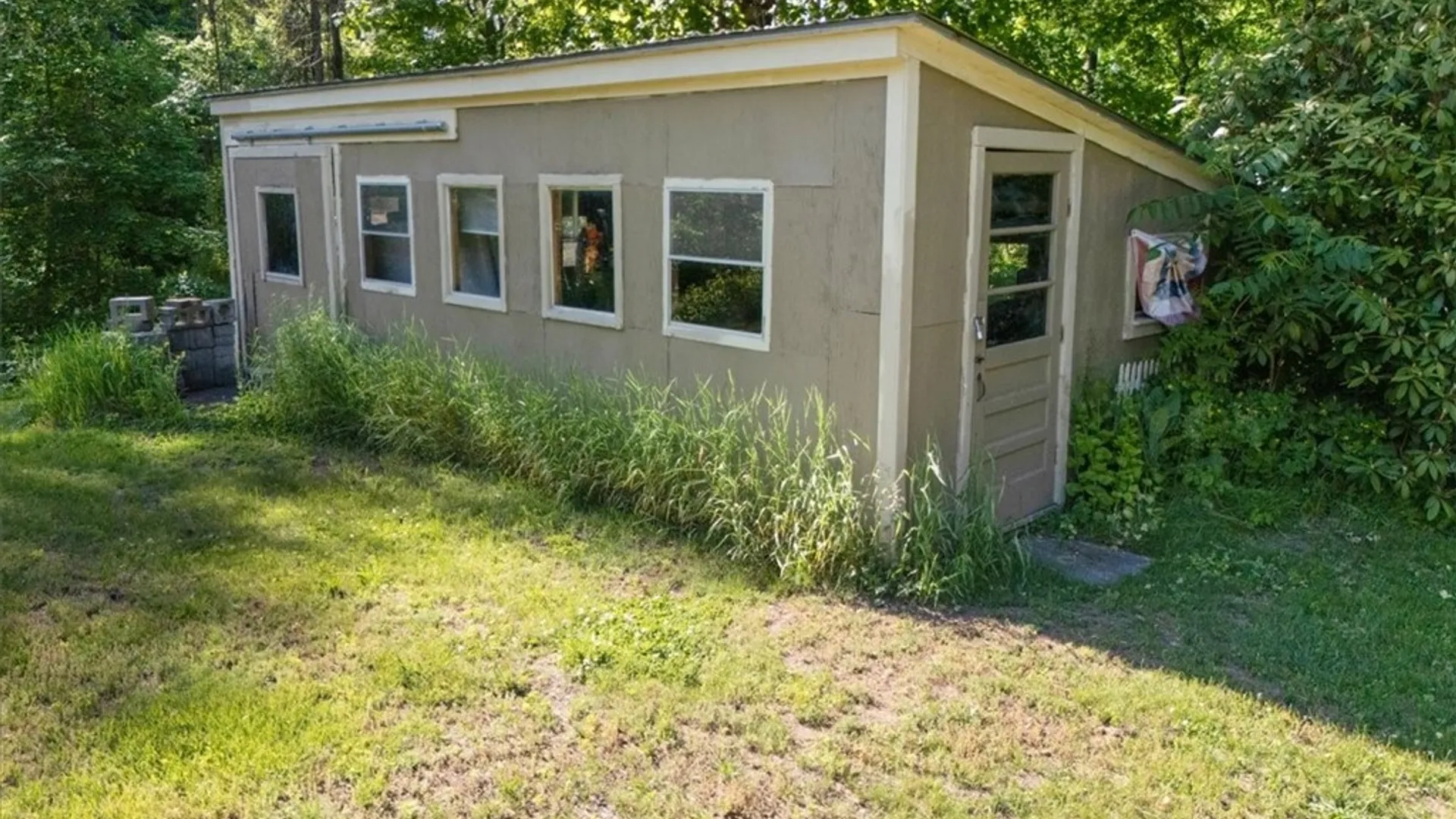 Property at 6789 Maple Avenue, Sodus, NY 14551 9