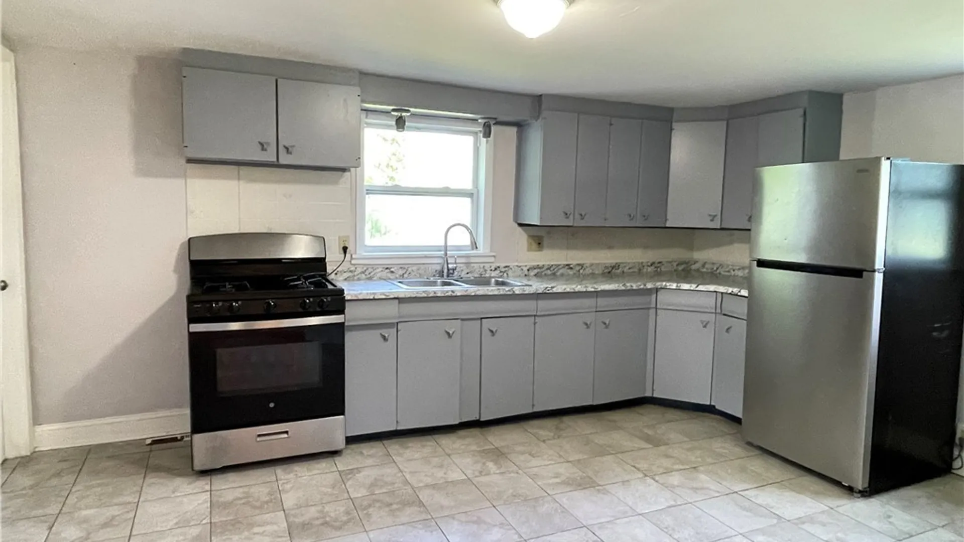 Property at 816 Willis Avenue, Syracuse, NY 13204 6