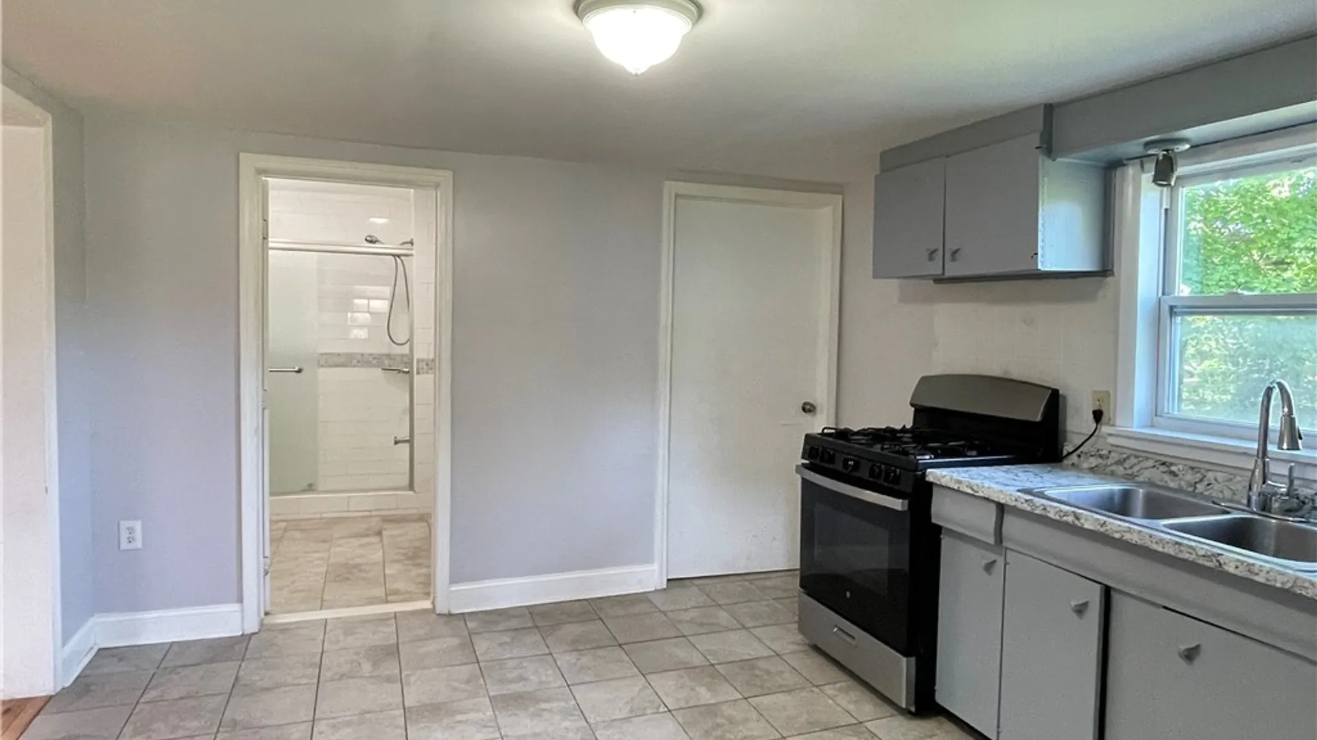 Property at 816 Willis Avenue, Syracuse, NY 13204 9