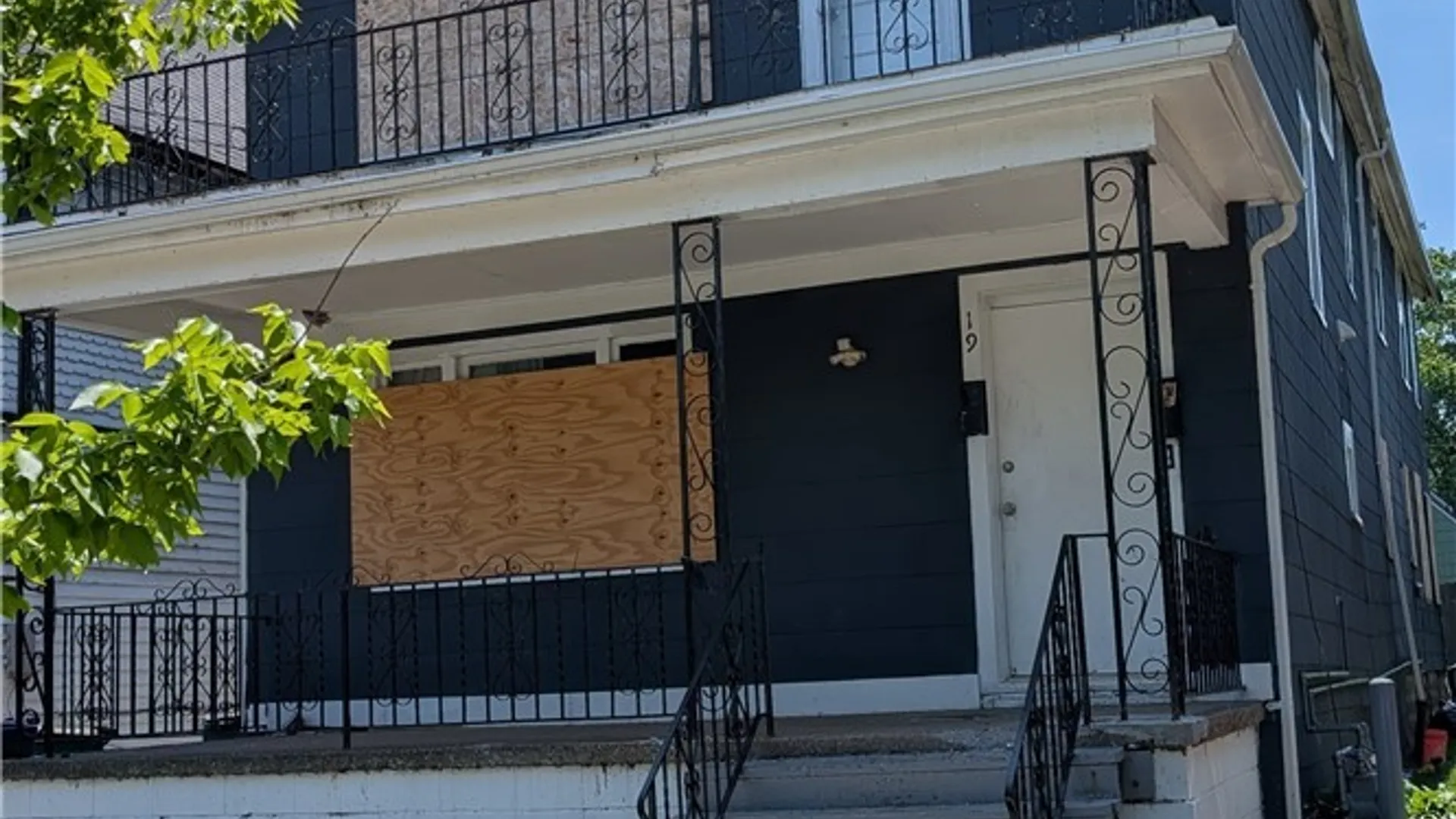 Property at 19 Arkansas Street, Buffalo, NY 14213 3
