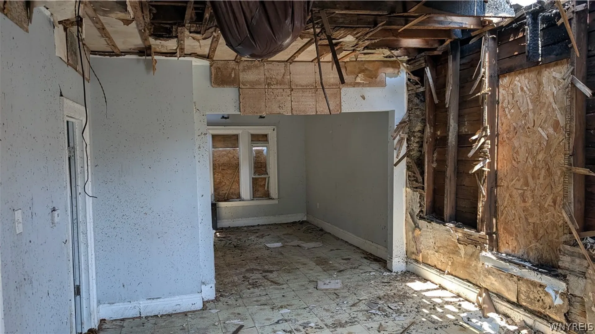 Property at 19 Arkansas Street, Buffalo, NY 14213 7