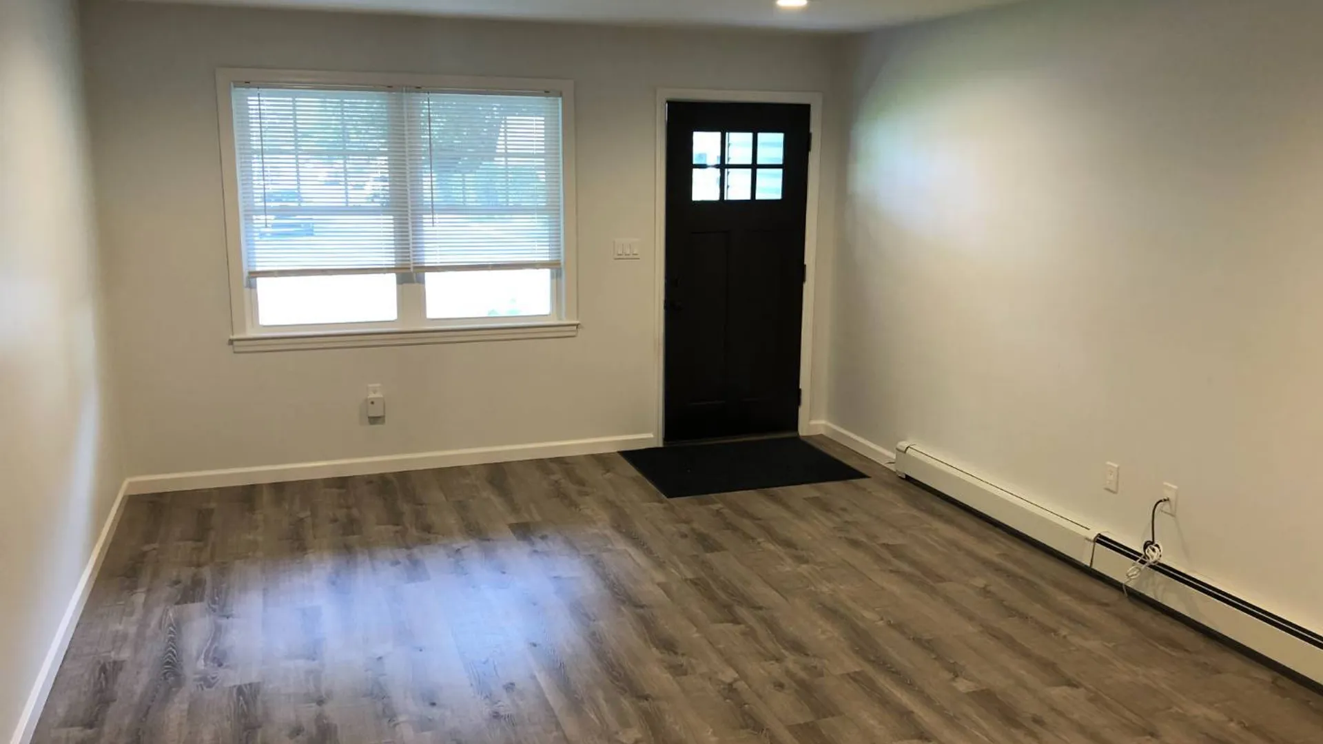 Property at 47 Coles St, Glen Cove, NY 11542 2