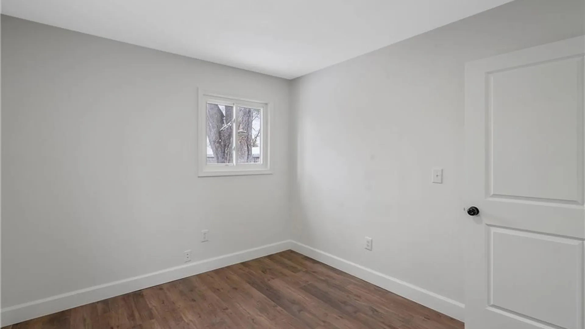 Property at 7891 Areopagitica Avenue, Cicero, NY 13030 17