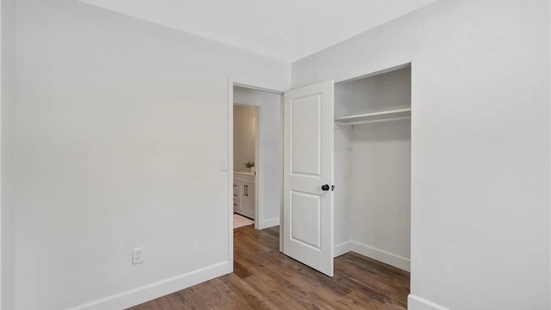 Property at 7891 Areopagitica Avenue, Cicero, NY 13030 20