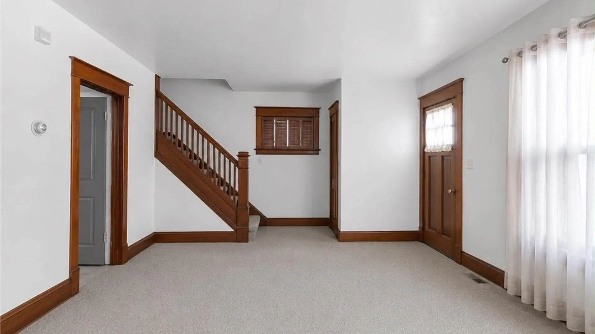 Property at 2830 Macklem Avenue, Niagara Falls, NY 14305 8