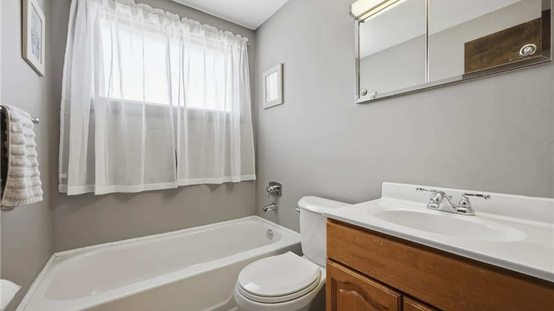 Property at 51 Theresa Drive, Cheektowaga, NY 14227 32