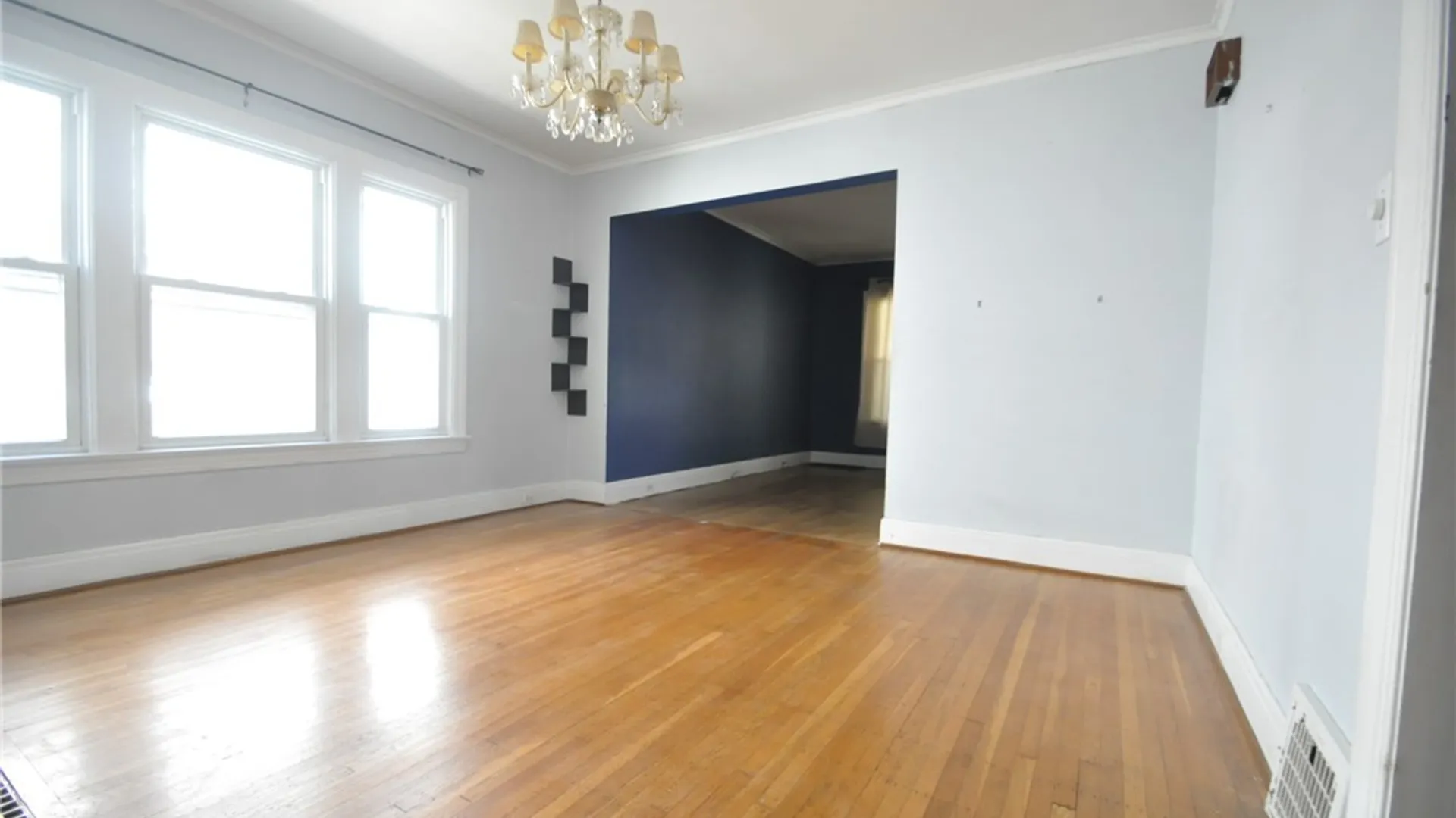 Property at 30 Wellington Road, Buffalo, NY 14216 8