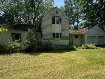 Property at 3331 S Creek Road, Hamburg, NY 14075