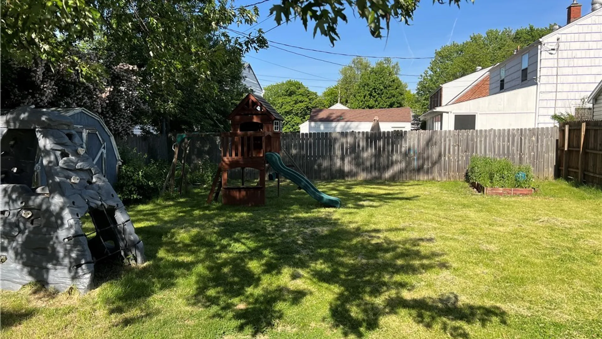 Property at 1505 Colvin Boulevard, Tonawanda, NY 14223 12