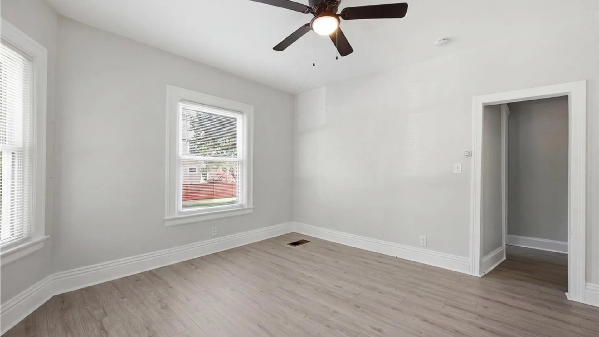 Property at 80 Anderson Place, Buffalo, NY 14222 6