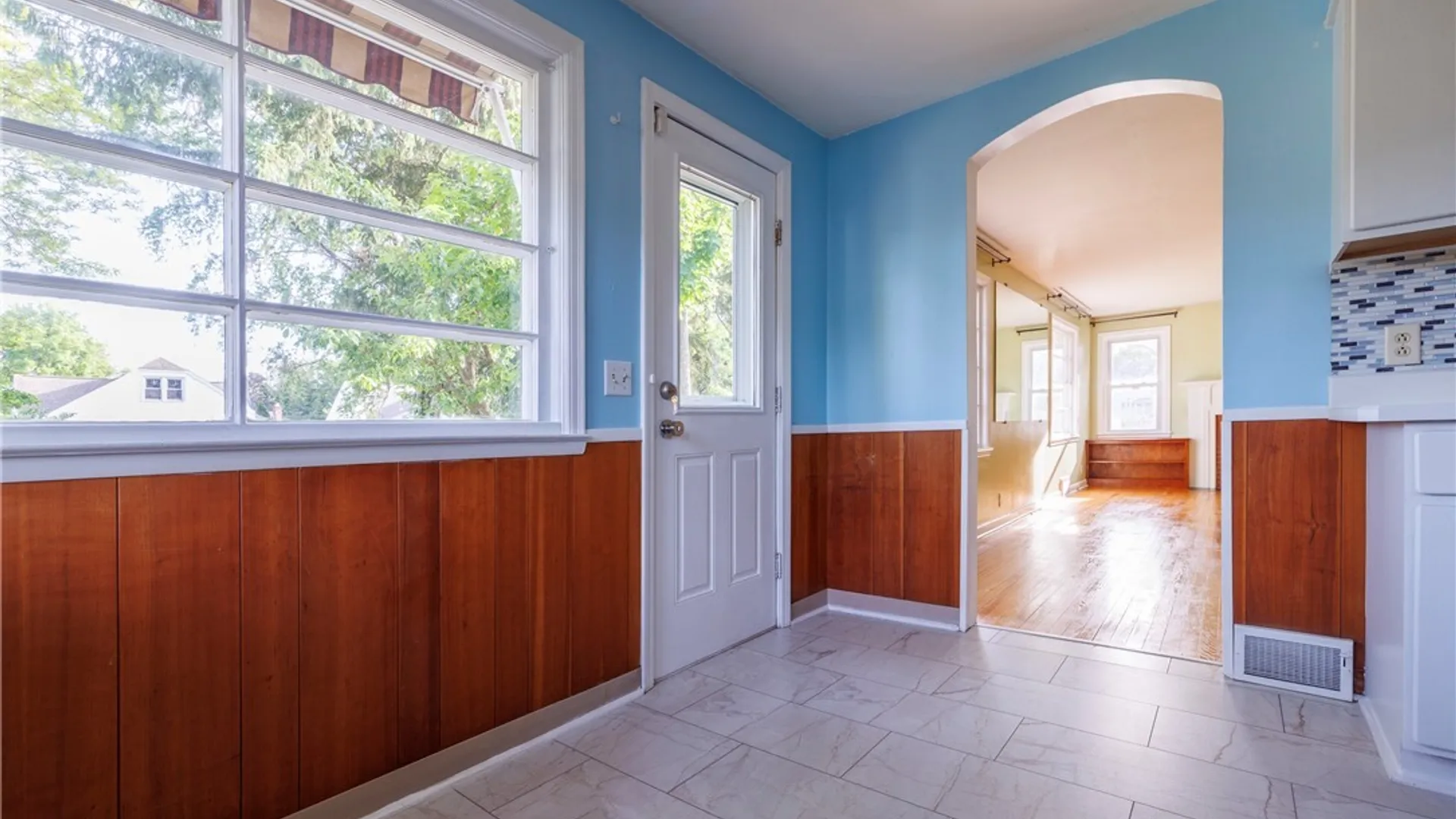 Property at 634 Mertens Avenue, Syracuse, NY 13203 10