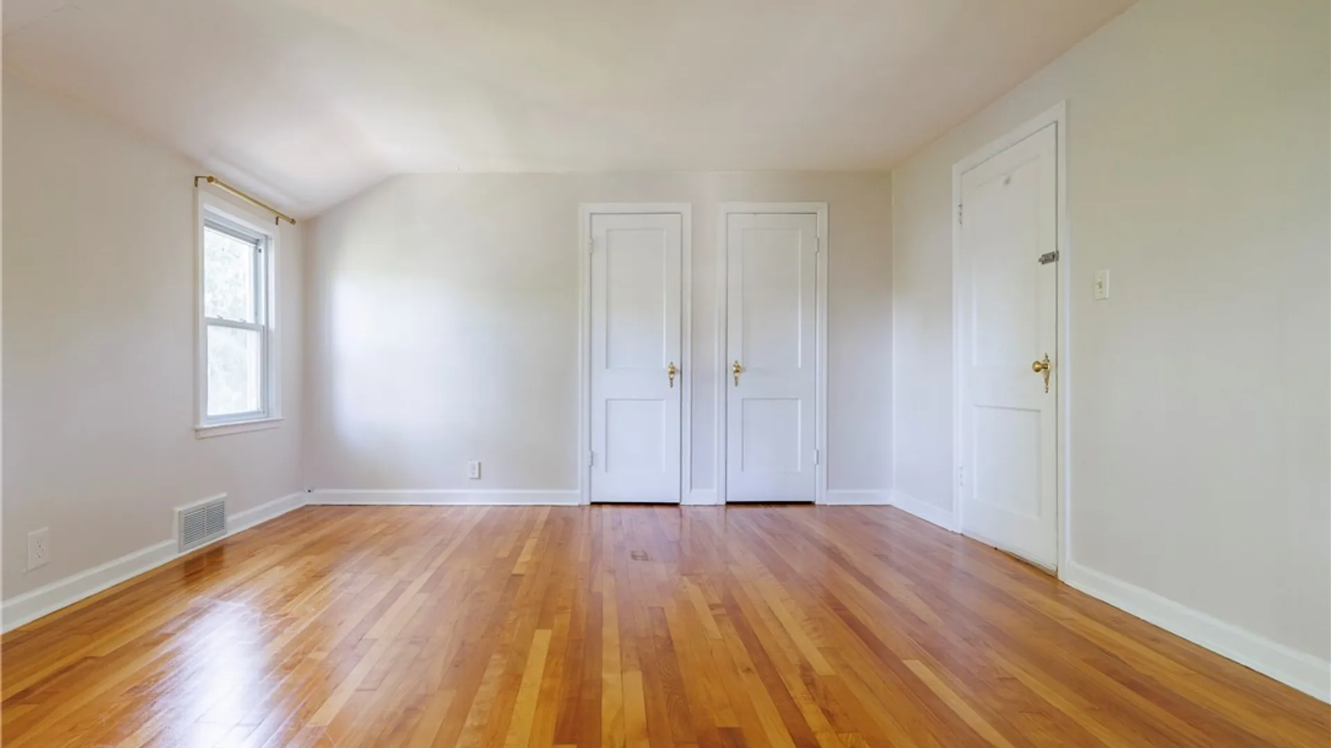 Property at 634 Mertens Avenue, Syracuse, NY 13203 23