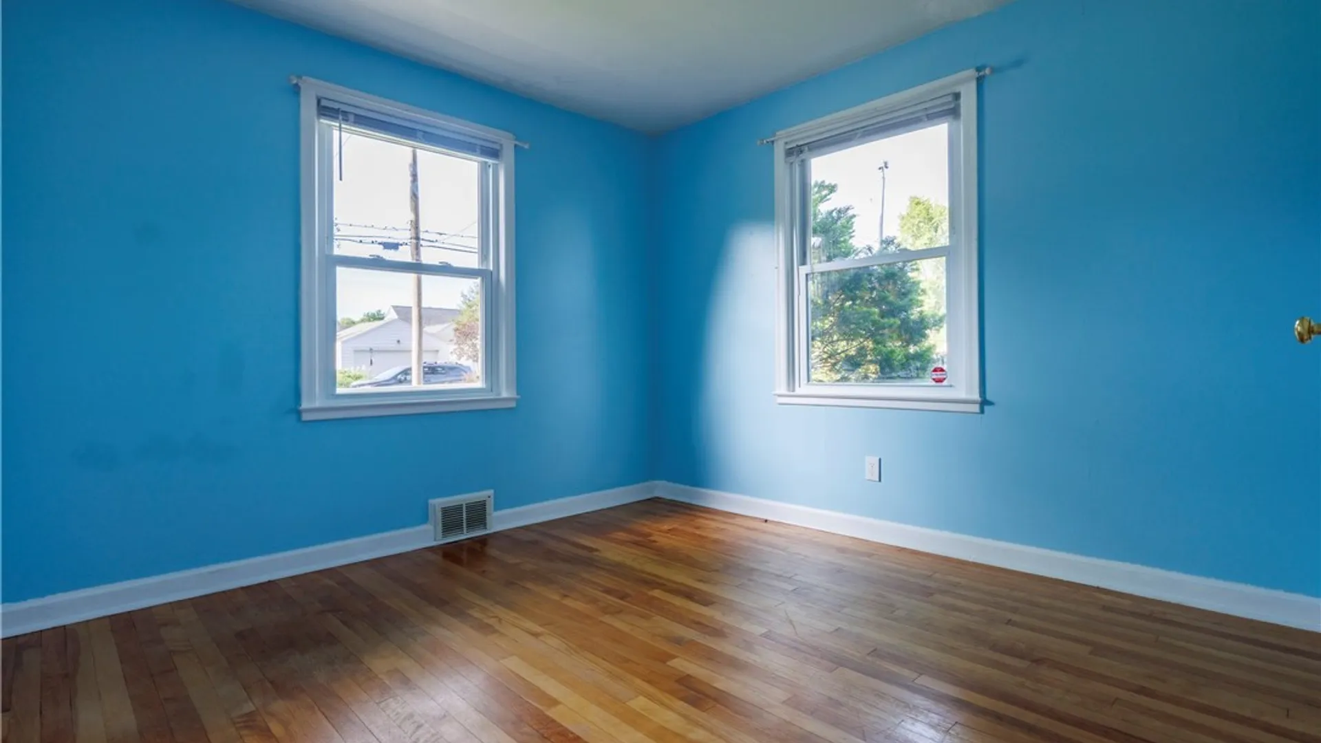 Property at 634 Mertens Avenue, Syracuse, NY 13203 34
