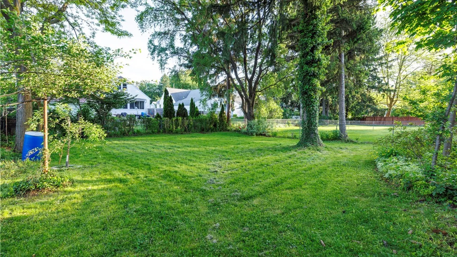 Property at 634 Mertens Avenue, Syracuse, NY 13203 41