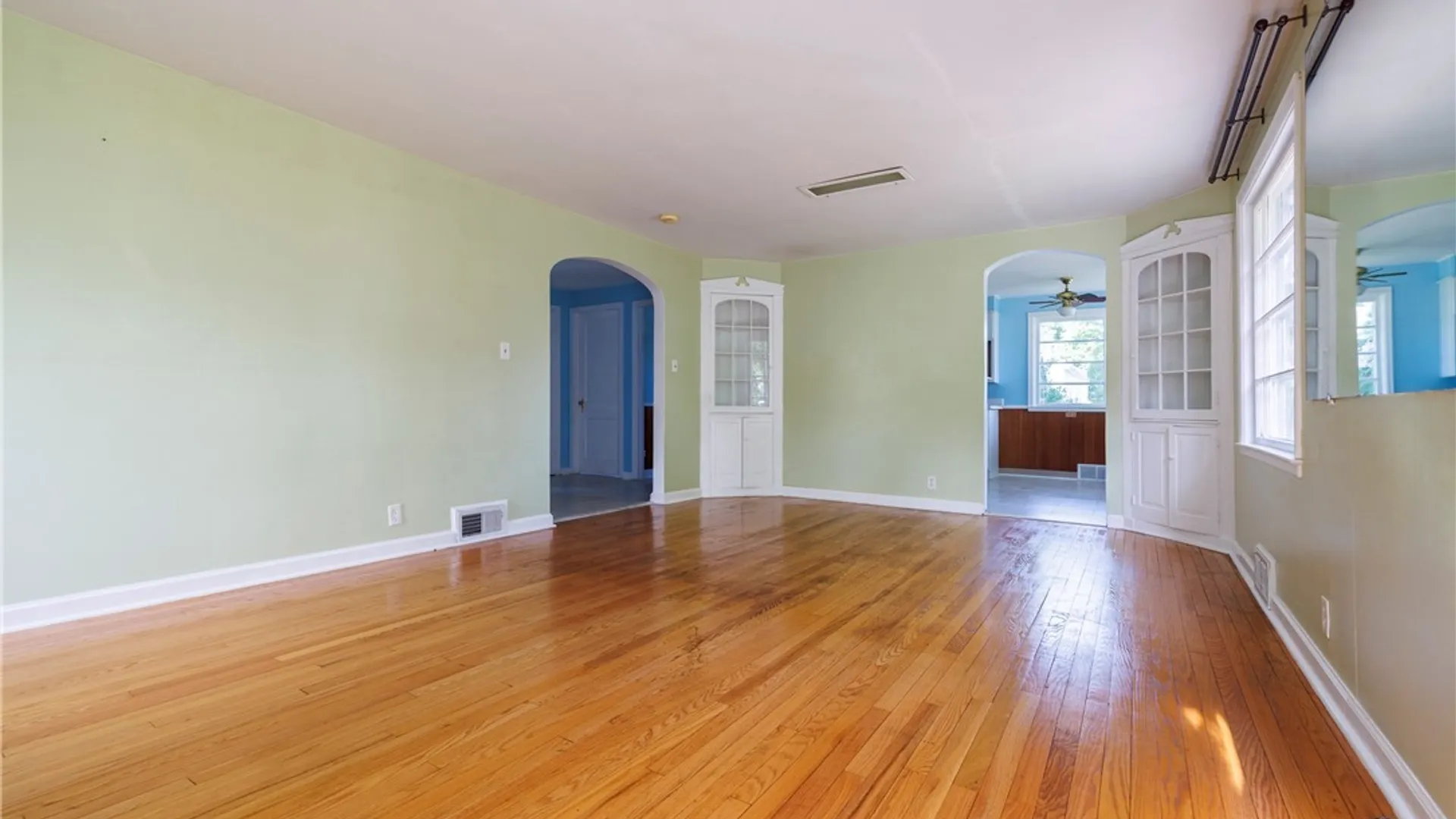 Property at 634 Mertens Avenue, Syracuse, NY 13203 8