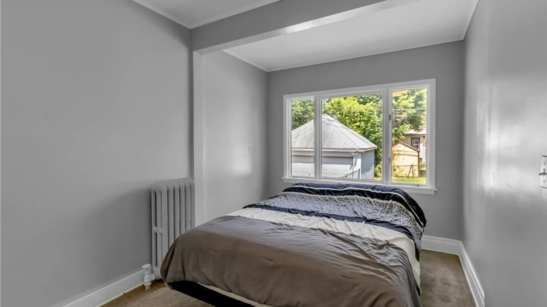Property at 14 Donaldson Road, Buffalo, NY 14208 17