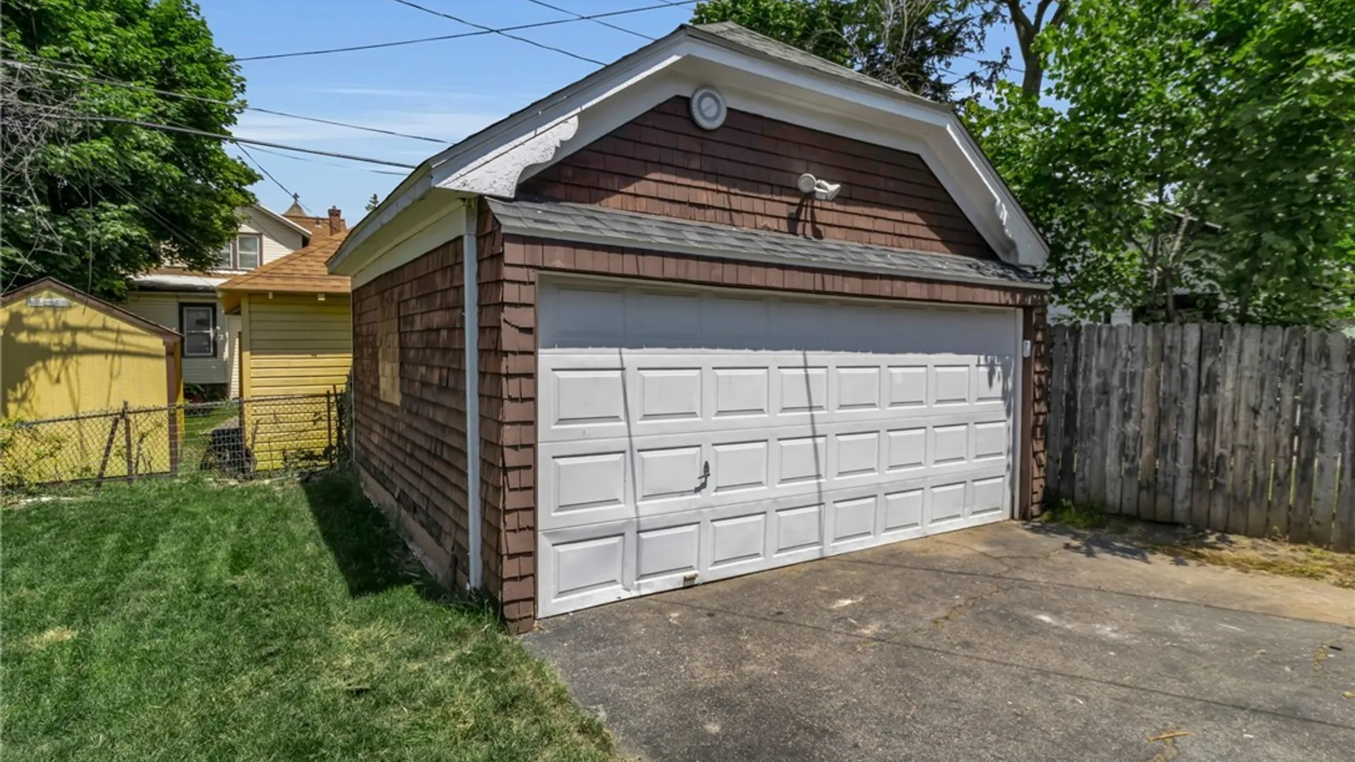 Property at 14 Donaldson Road, Buffalo, NY 14208 37