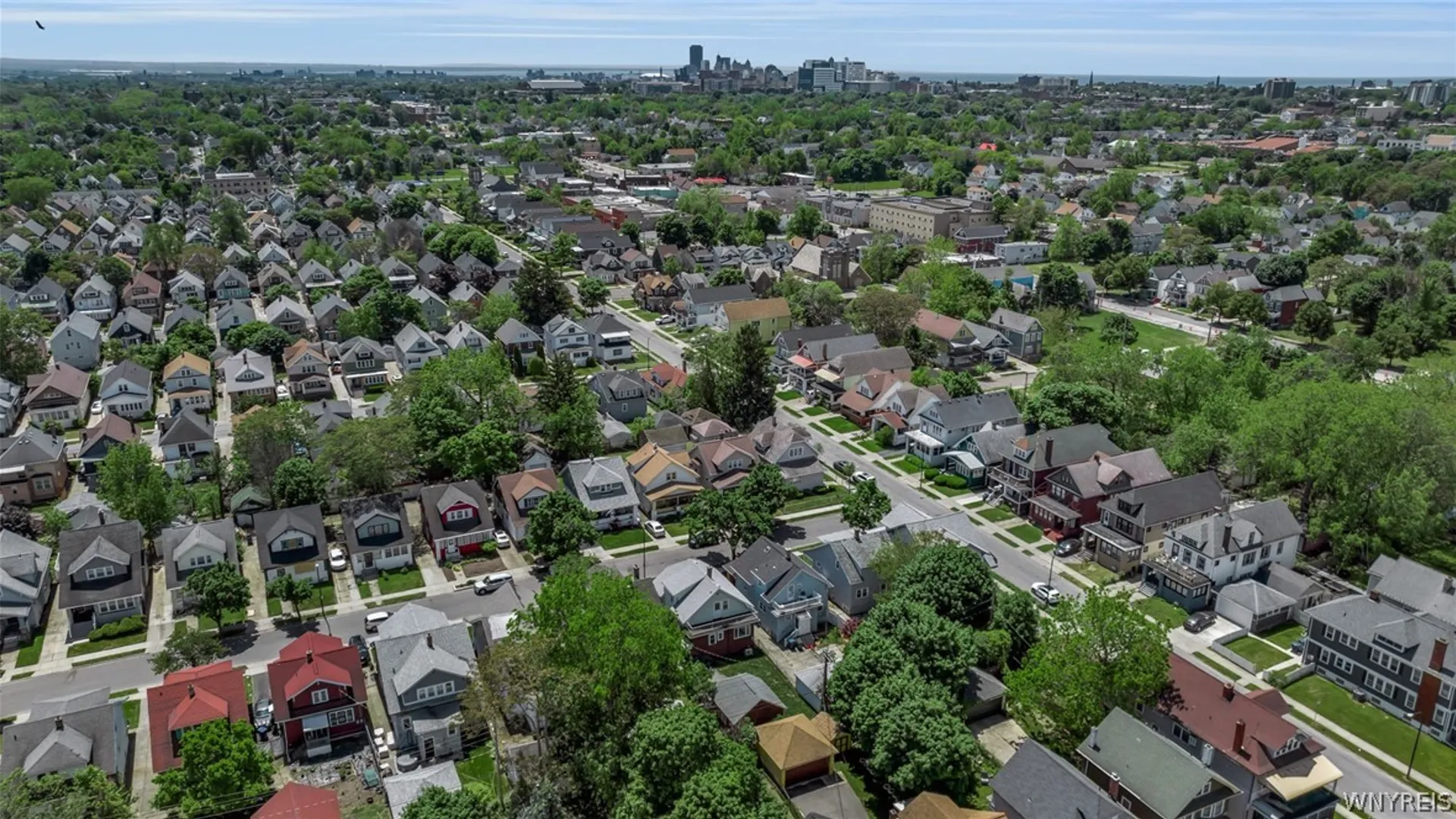 Property at 14 Donaldson Road, Buffalo, NY 14208 40
