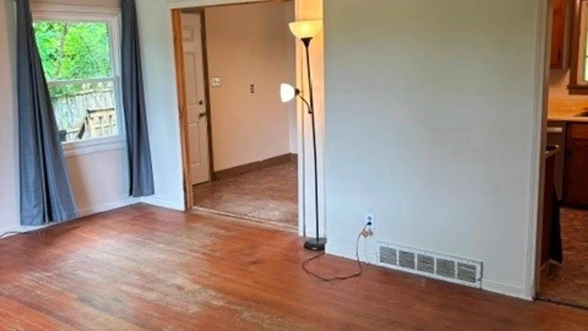 Property at 118 Parsons Road, Camillus, NY 13031 3