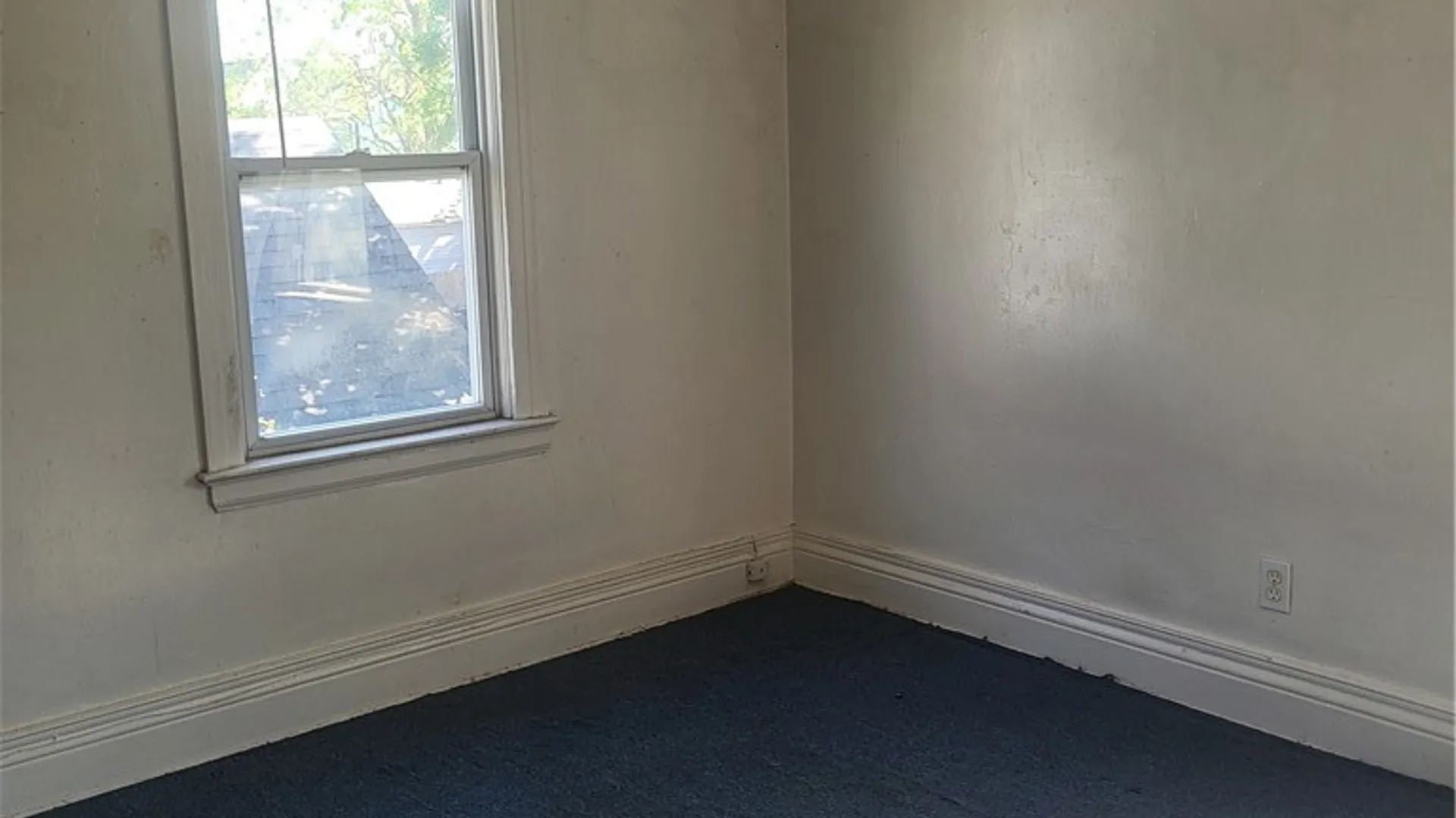 Property at 298 Normal Avenue, Buffalo, NY 14213 34